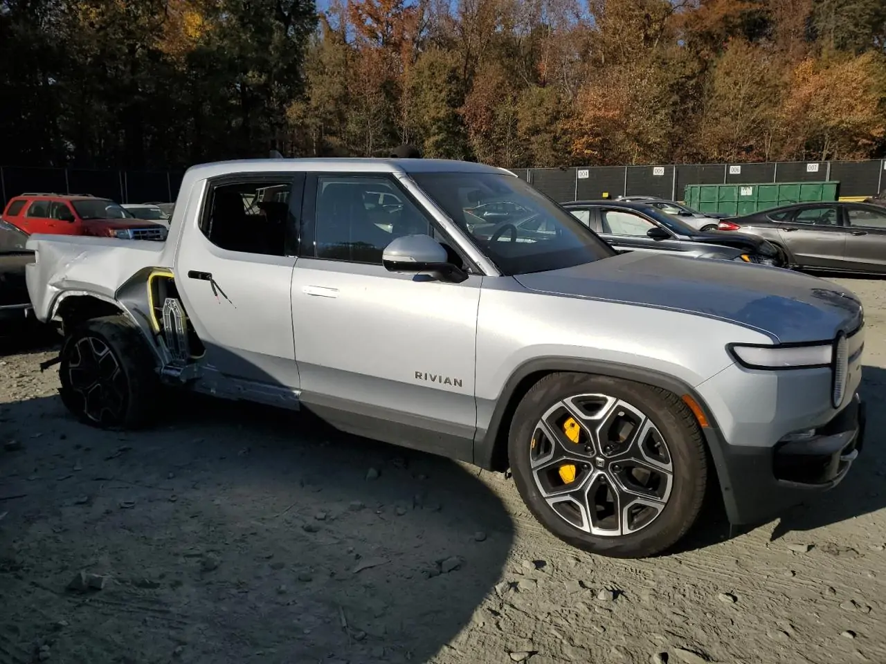 Автомобіль RIVIAN R1T LAUNCH EDITION 2022 | GrandCar Автомобіль RIVIAN R1T LAUNCH EDITION 2022 | GrandCar