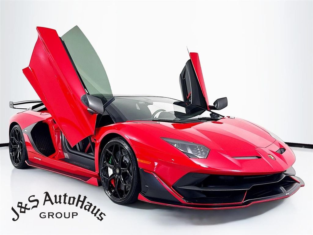 Автомобіль Lamborghini Aventador SVJ 2020 | GrandCar