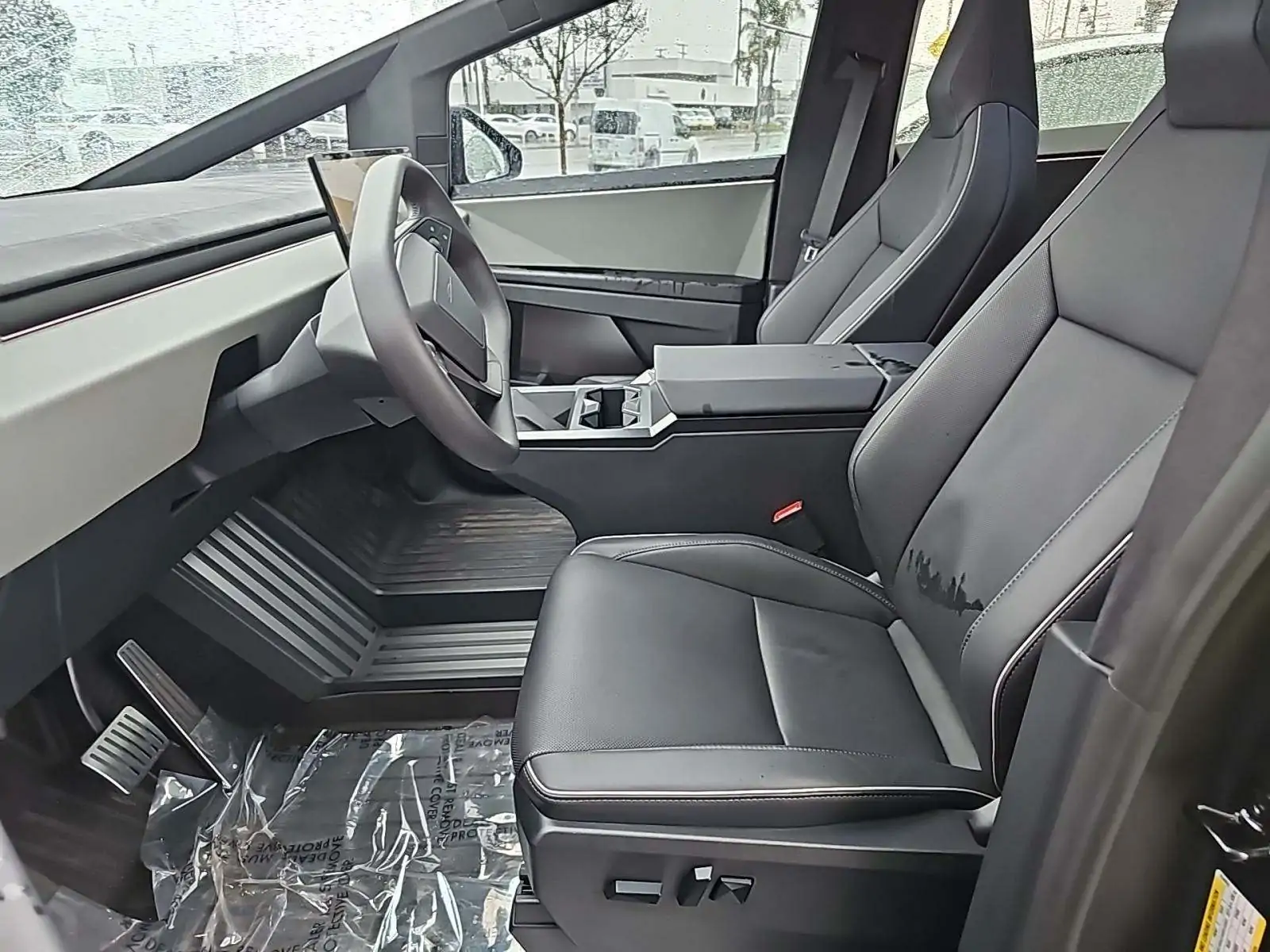 Автомобиль Tesla Cybertruck Cyberbeast Crew Cab Short Bed 2024 | GrandCar Автомобиль Tesla Cybertruck Cyberbeast Crew Cab Short Bed 2024 | GrandCar