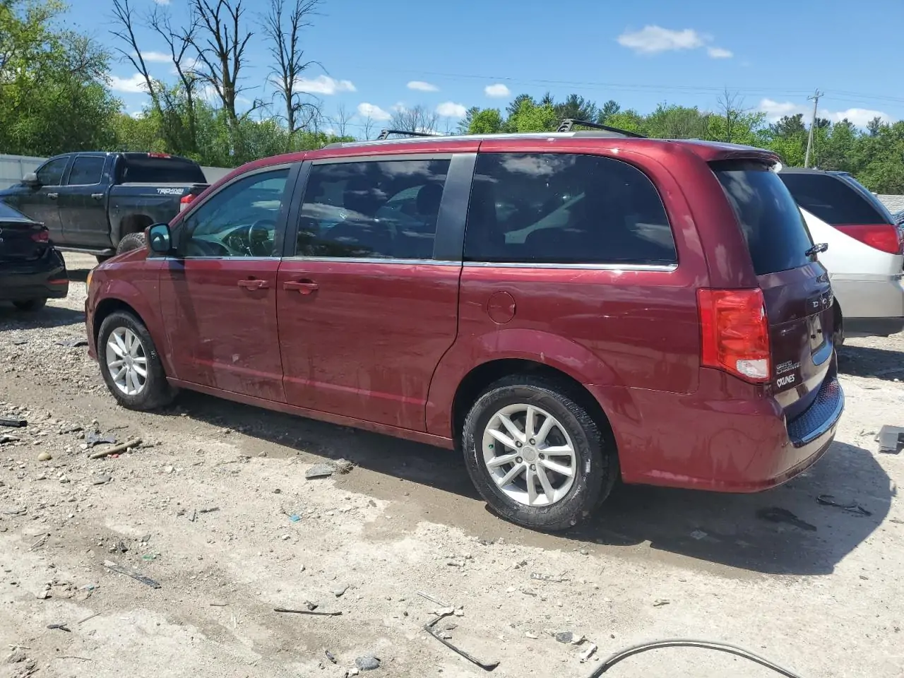 Автомобіль DODGE GRAND CARAVAN SXT 2018 | GrandCar Автомобіль DODGE GRAND CARAVAN SXT 2018 | GrandCar