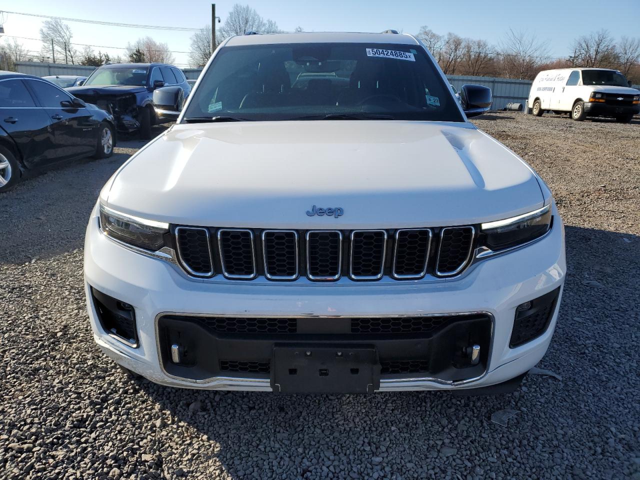 Автомобиль JEEP GRAND CHEROKEE OVERLAND 2022 | GrandCar Автомобиль JEEP GRAND CHEROKEE OVERLAND 2022 | GrandCar