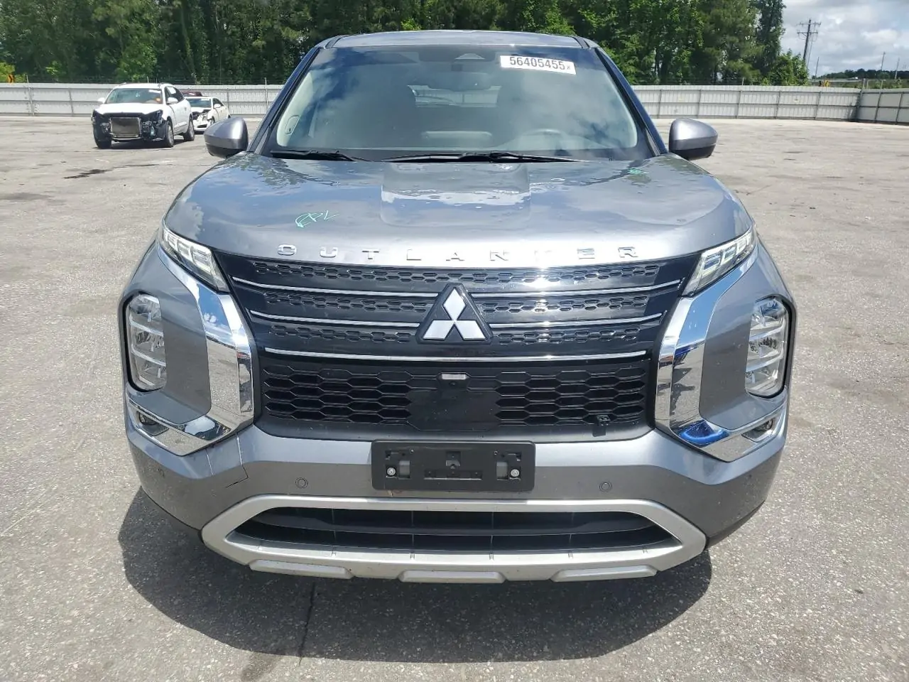 Автомобіль MITSUBISHI OUTLANDER SE 2023 | GrandCar Автомобіль MITSUBISHI OUTLANDER SE 2023 | GrandCar