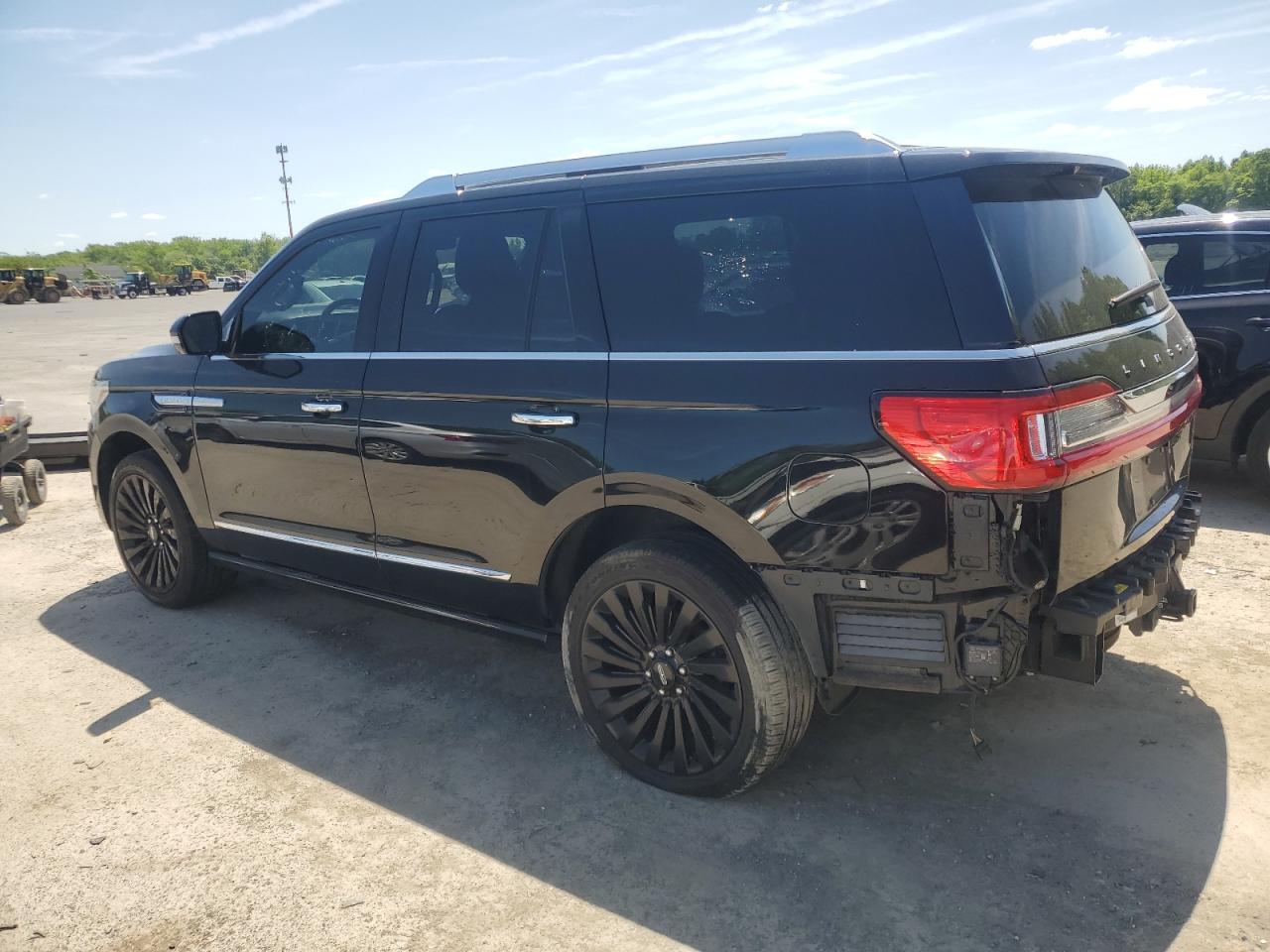Автомобіль LINCOLN NAVIGATOR RESERVE 2018 | GrandCar Автомобіль LINCOLN NAVIGATOR RESERVE 2018 | GrandCar