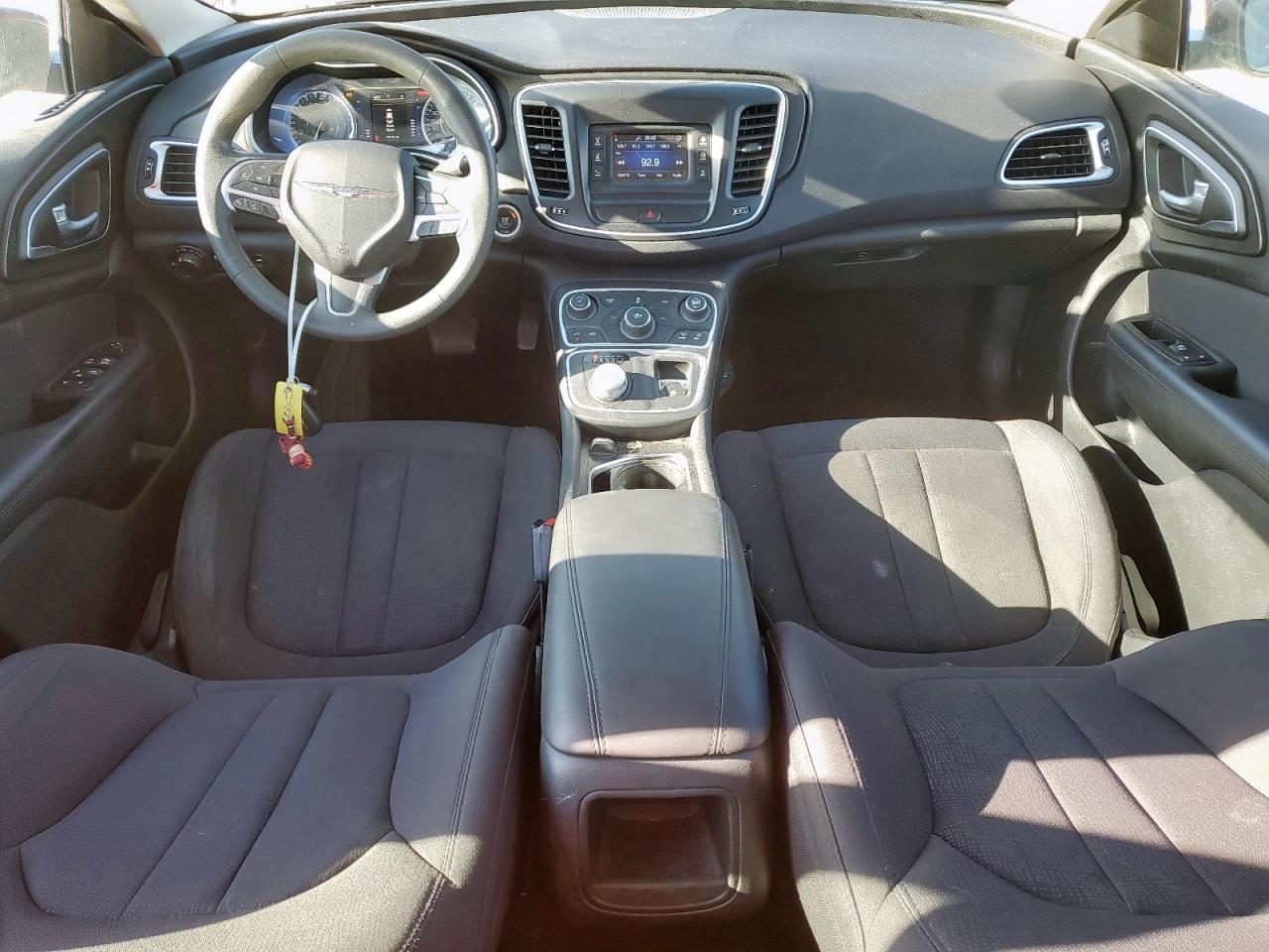Автомобіль CHRYSLER 200 LIMITED 2015 | GrandCar Автомобіль CHRYSLER 200 LIMITED 2015 | GrandCar