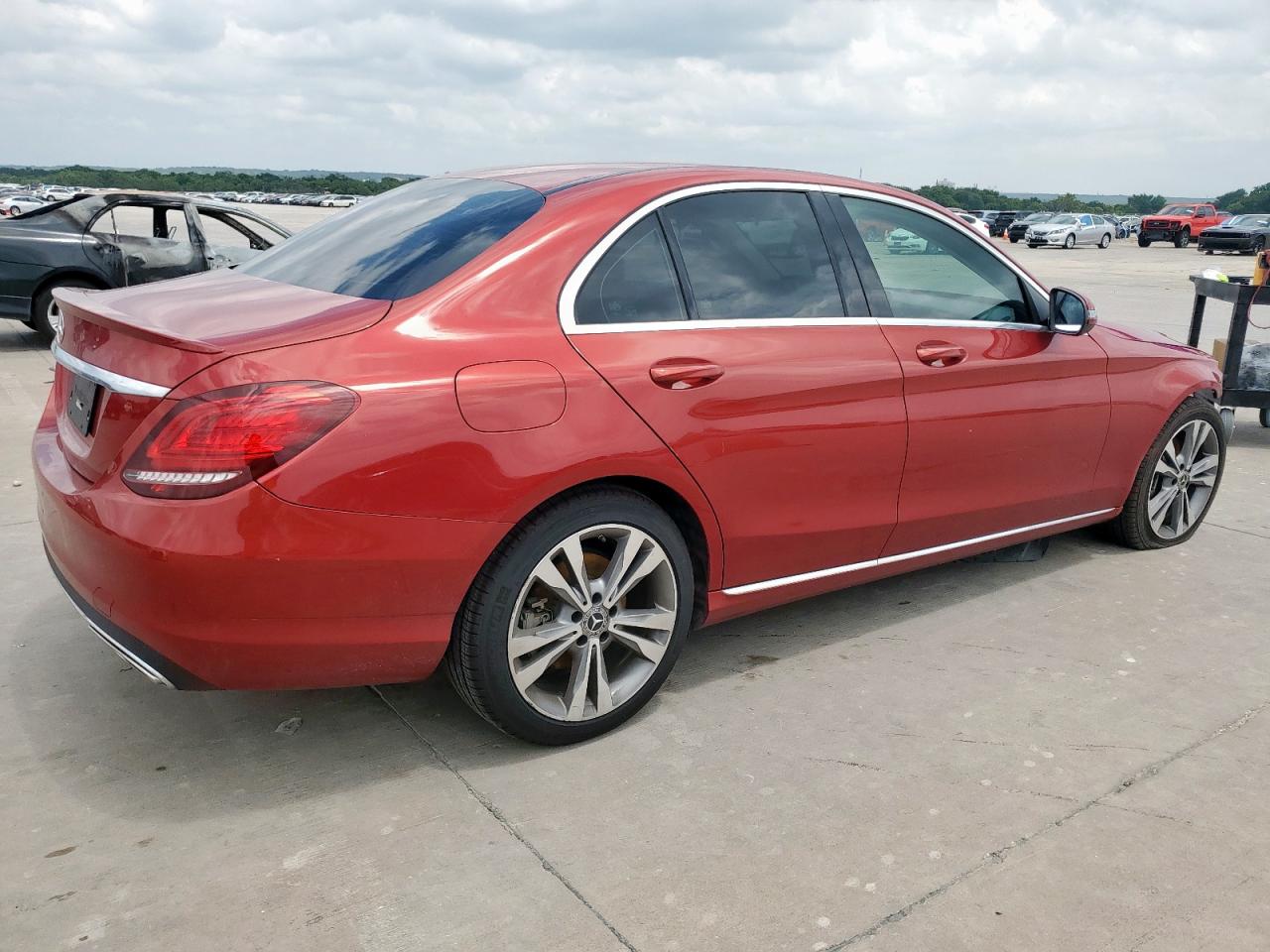 Автомобіль MERCEDES-BENZ C 300 2019 | GrandCar Автомобіль MERCEDES-BENZ C 300 2019 | GrandCar