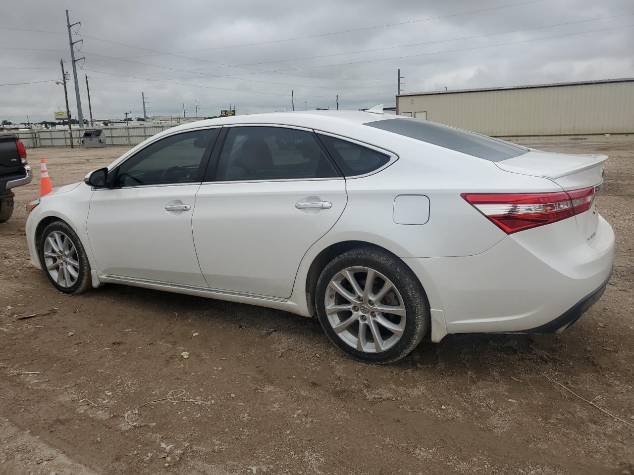 Автомобиль TOYOTA AVALON XLE 2015 | GrandCar Автомобиль TOYOTA AVALON XLE 2015 | GrandCar