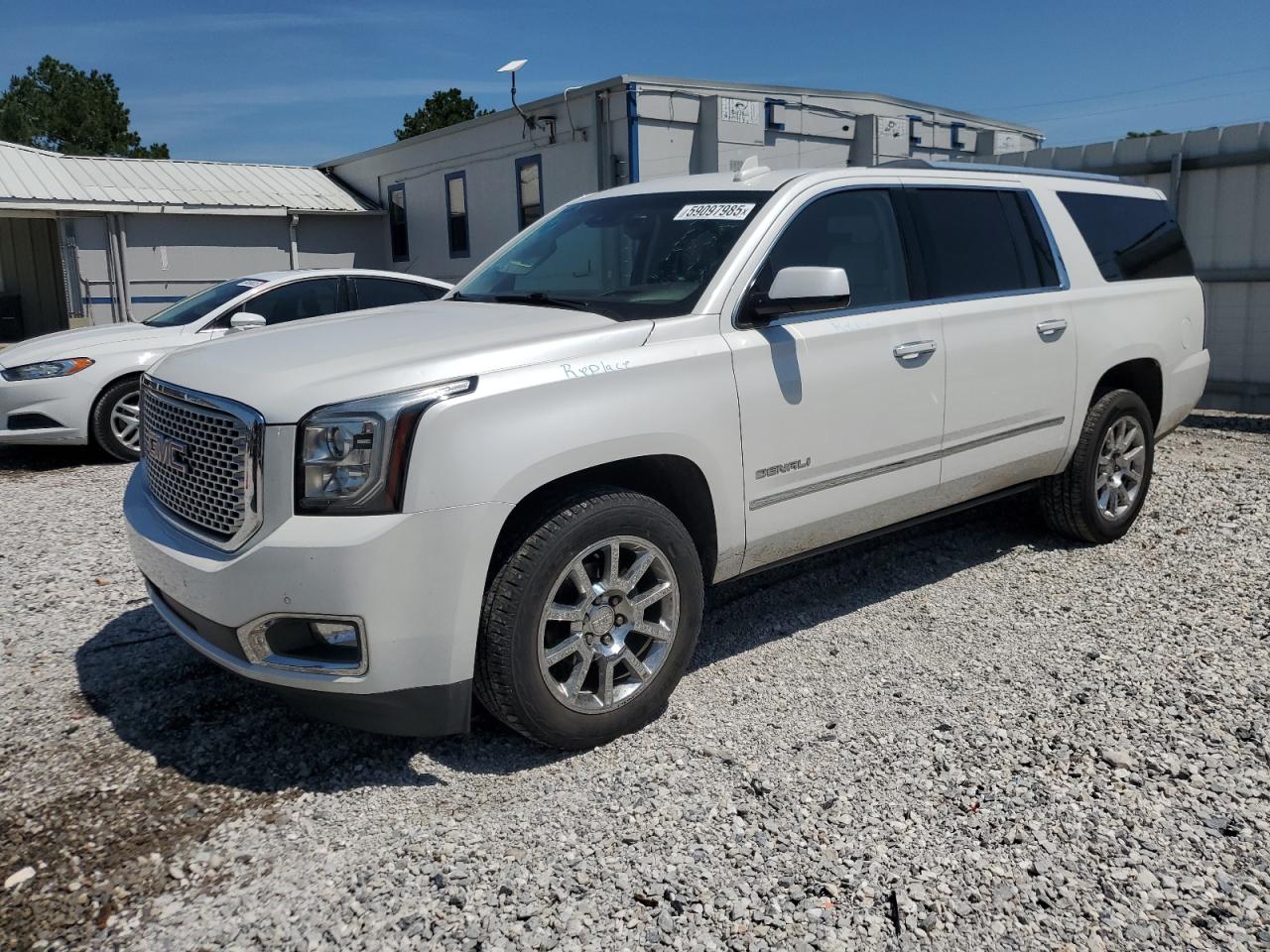 Автомобиль GMC YUKON XL DENALI 2017 | GrandCar