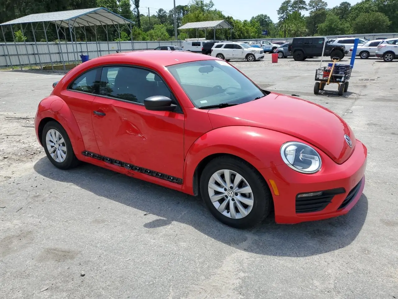 Автомобиль VOLKSWAGEN BEETLE S 2018 | GrandCar Автомобиль VOLKSWAGEN BEETLE S 2018 | GrandCar