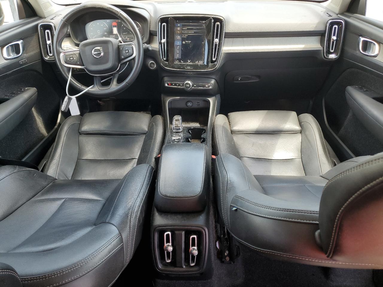 Автомобіль VOLVO XC40 T5 INSCRIPTION 2019 | GrandCar Автомобіль VOLVO XC40 T5 INSCRIPTION 2019 | GrandCar