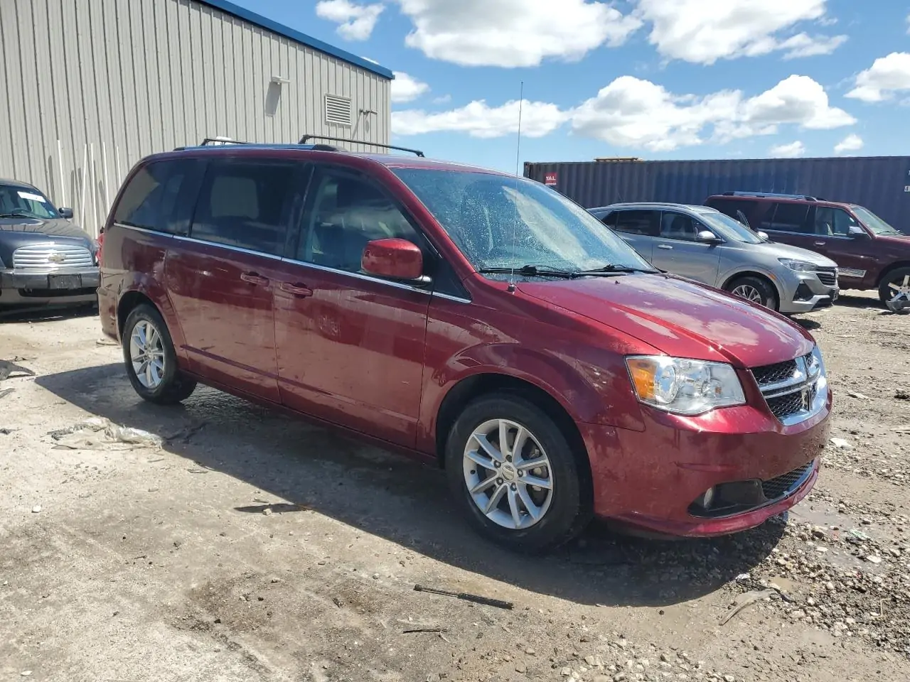 Автомобіль DODGE GRAND CARAVAN SXT 2018 | GrandCar Автомобіль DODGE GRAND CARAVAN SXT 2018 | GrandCar