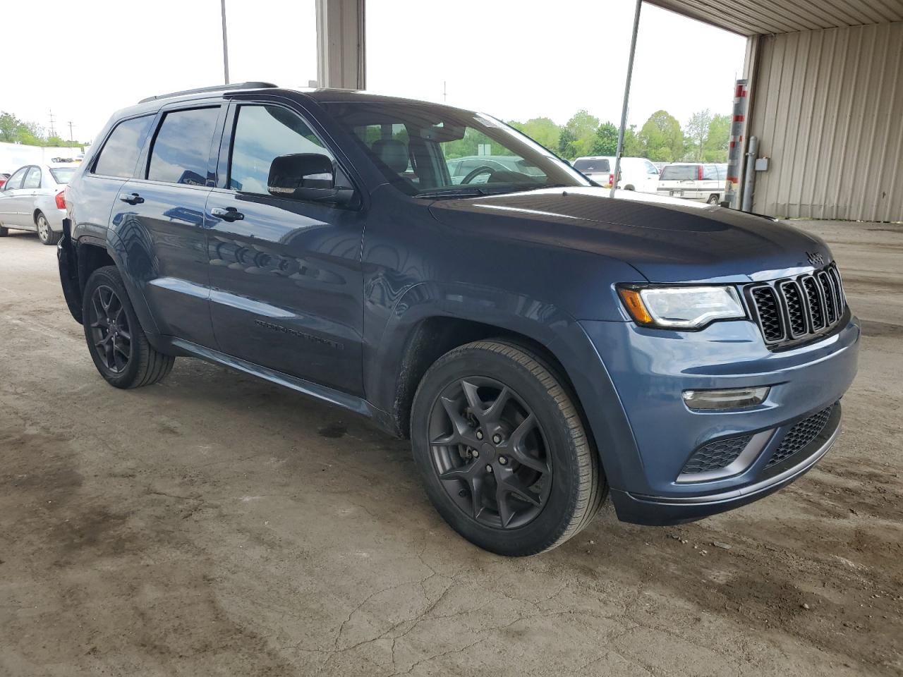 Автомобиль JEEP GRAND CHEROKEE LIMITED 2020 | GrandCar Автомобиль JEEP GRAND CHEROKEE LIMITED 2020 | GrandCar