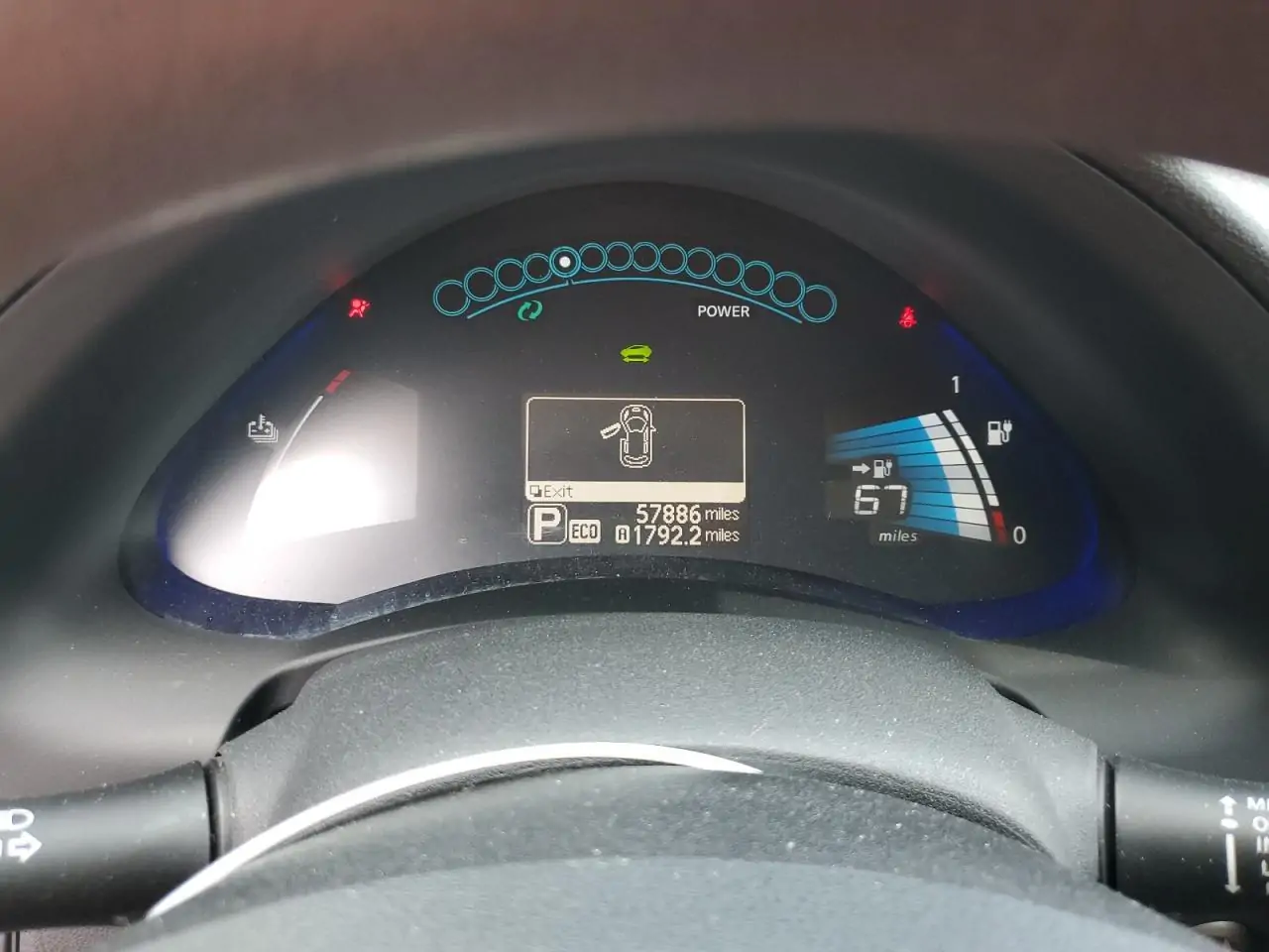 Автомобиль NISSAN LEAF S 2017 | GrandCar Автомобиль NISSAN LEAF S 2017 | GrandCar