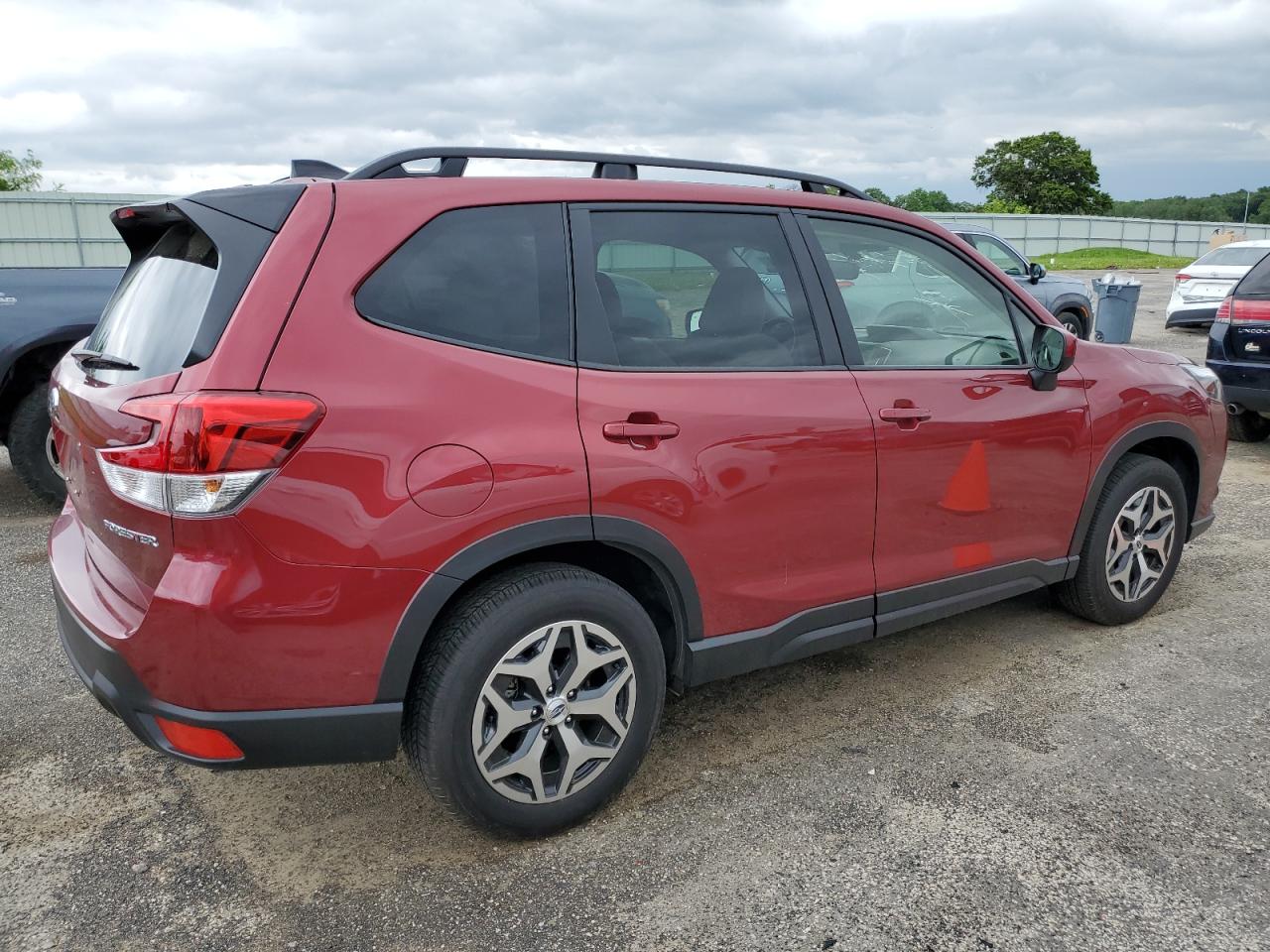 Автомобиль SUBARU FORESTER PREMIUM 2024 | GrandCar Автомобиль SUBARU FORESTER PREMIUM 2024 | GrandCar