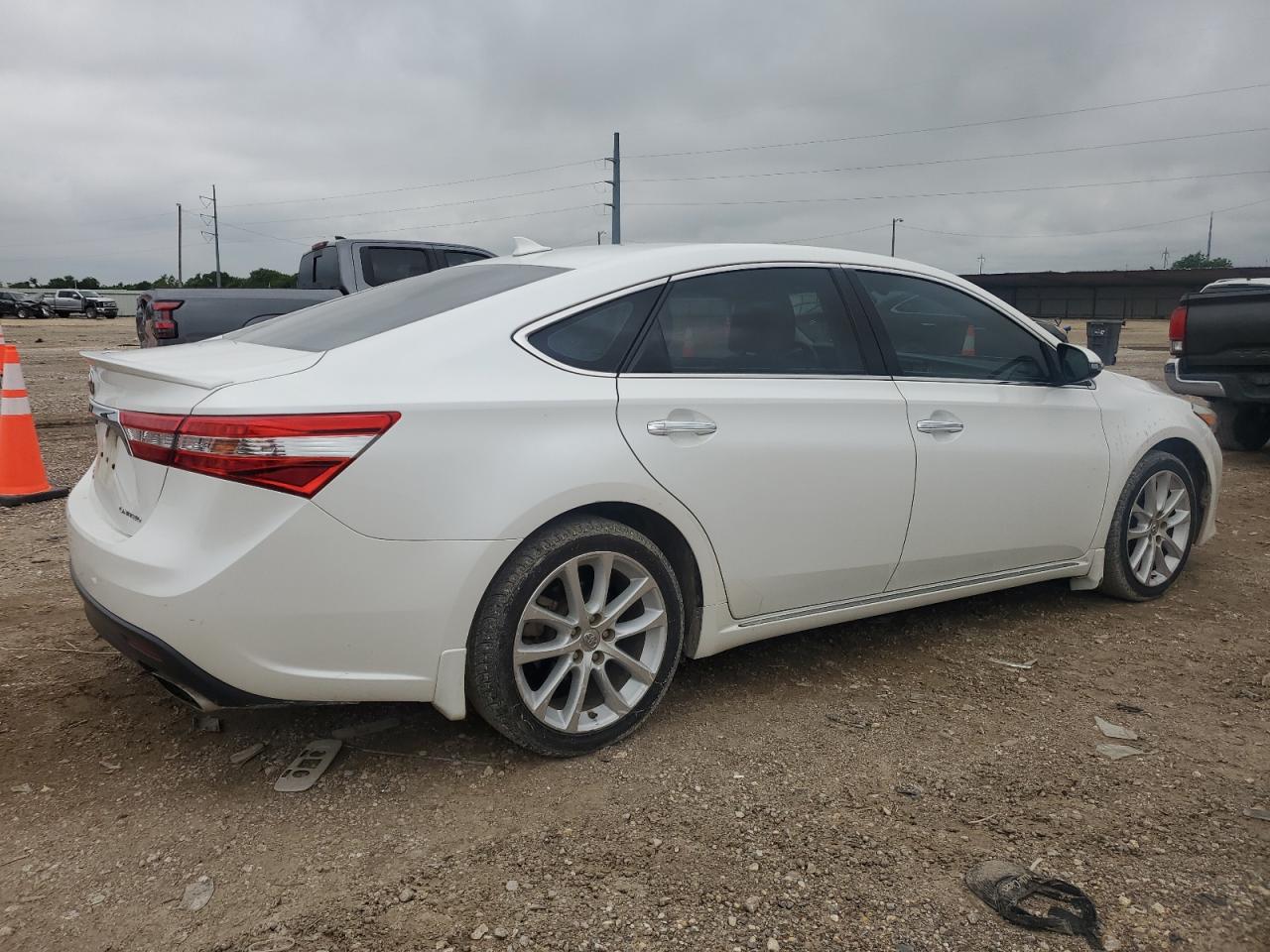 Автомобиль TOYOTA AVALON XLE 2015 | GrandCar Автомобиль TOYOTA AVALON XLE 2015 | GrandCar