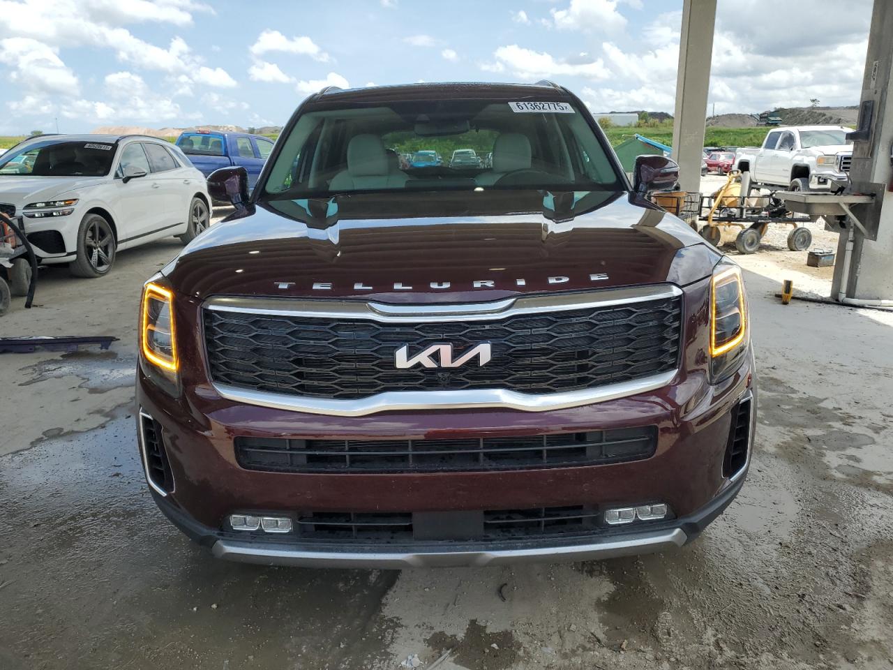 Автомобиль KIA TELLURIDE SX 2022 | GrandCar Автомобиль KIA TELLURIDE SX 2022 | GrandCar