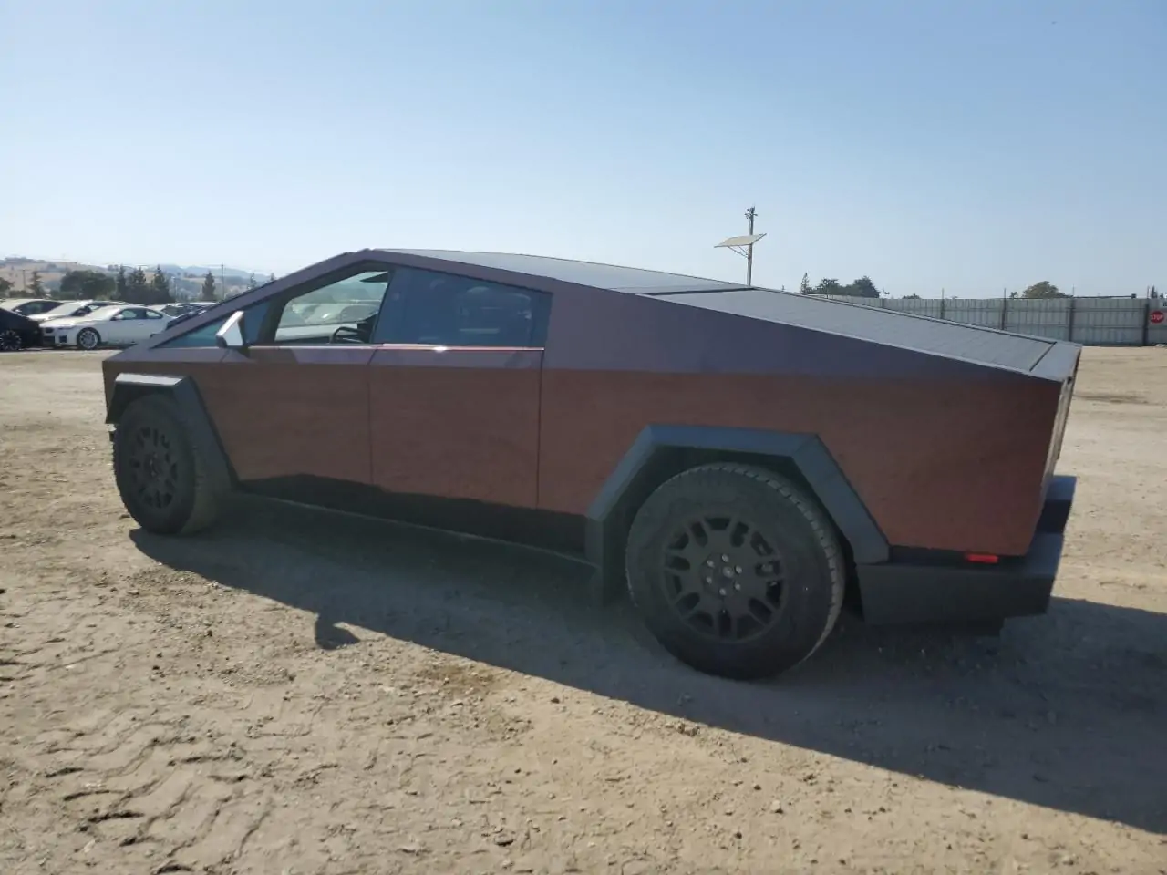Автомобиль TESLA CYBERTRUCK 2024 | GrandCar Автомобиль TESLA CYBERTRUCK 2024 | GrandCar