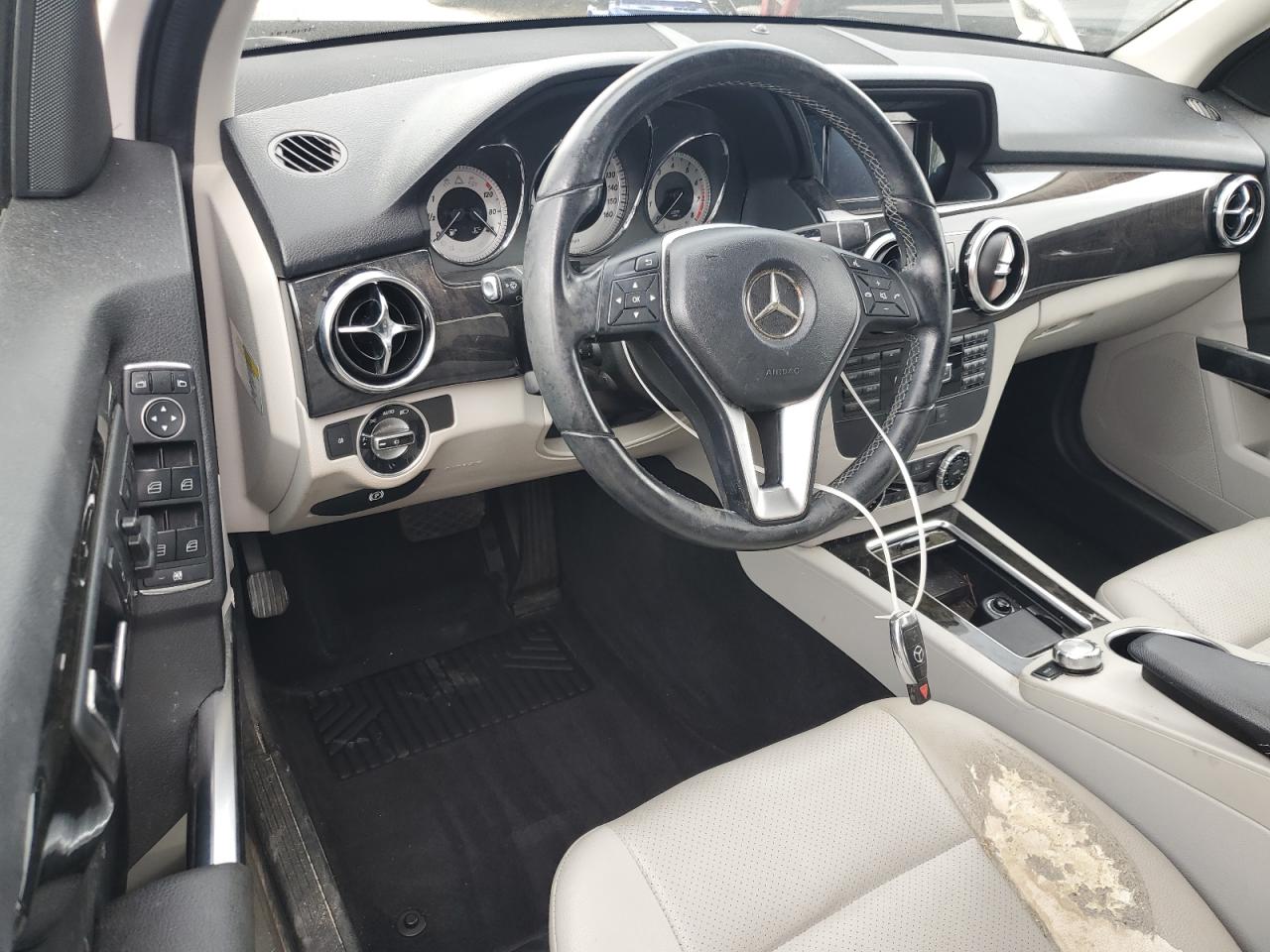 Автомобиль MERCEDES-BENZ GLK 350 2014 | GrandCar Автомобиль MERCEDES-BENZ GLK 350 2014 | GrandCar