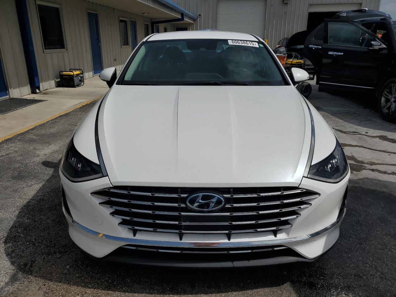 Автомобиль HYUNDAI SONATA HYBRID 2021 | GrandCar Автомобиль HYUNDAI SONATA HYBRID 2021 | GrandCar