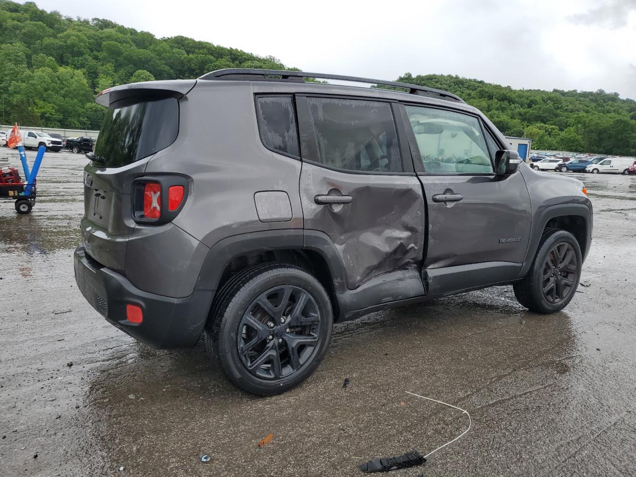 Автомобіль JEEP RENEGADE LATITUDE 2018 | GrandCar Автомобіль JEEP RENEGADE LATITUDE 2018 | GrandCar