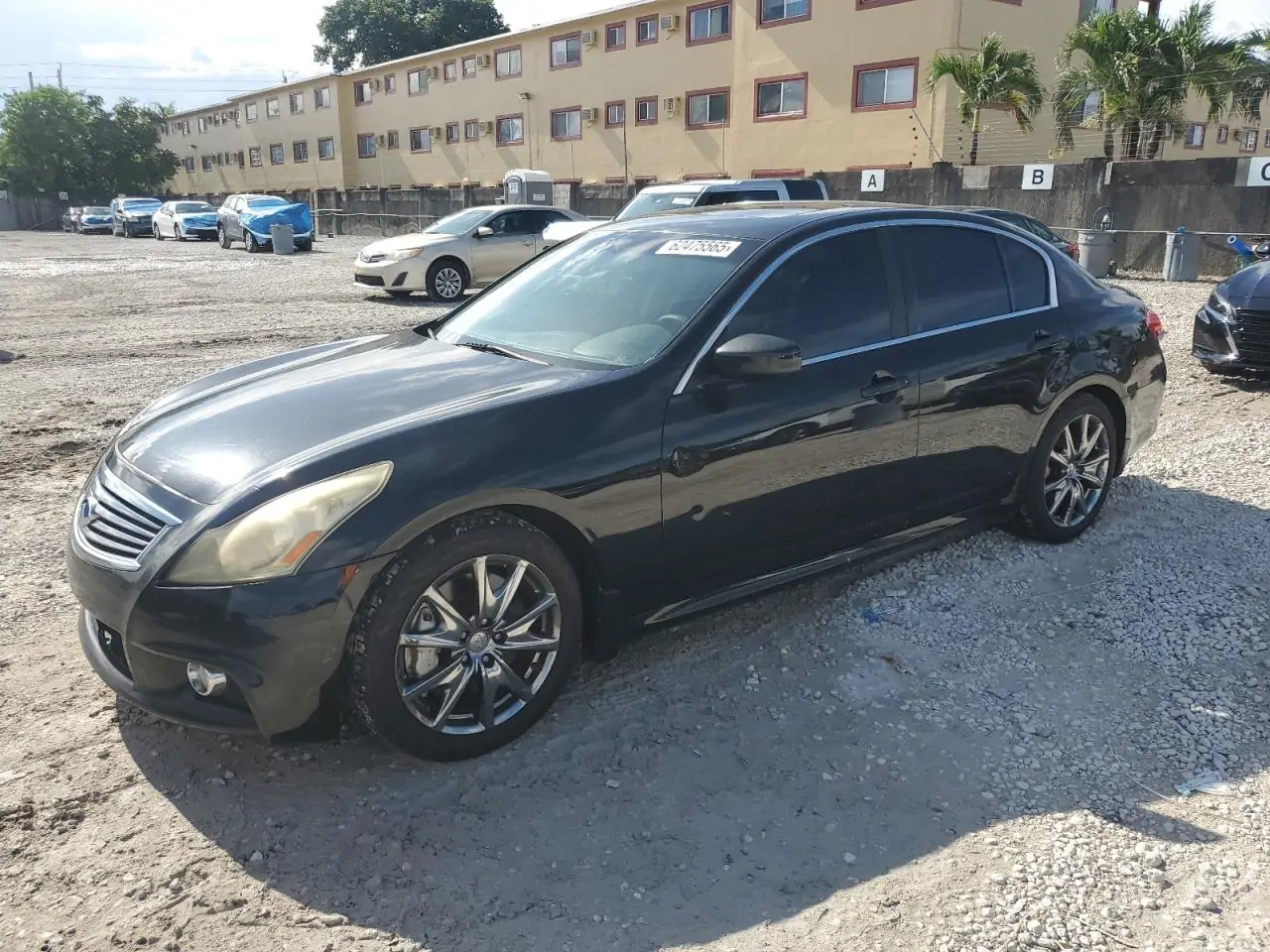 Автомобиль INFINITI G37 BASE 2013 | GrandCar
