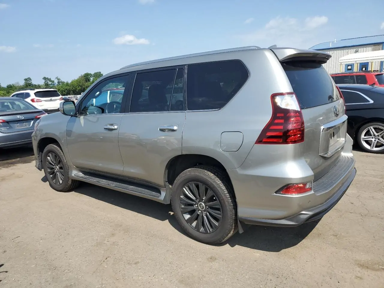 Автомобіль LEXUS GX 460 2022 | GrandCar Автомобіль LEXUS GX 460 2022 | GrandCar
