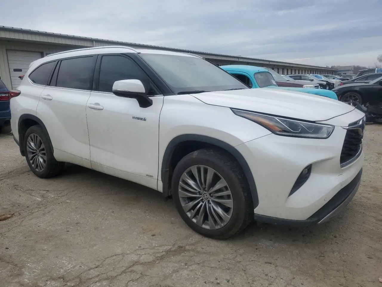 Автомобіль TOYOTA HIGHLANDER HYBRID PLATINUM 2021 | GrandCar Автомобіль TOYOTA HIGHLANDER HYBRID PLATINUM 2021 | GrandCar