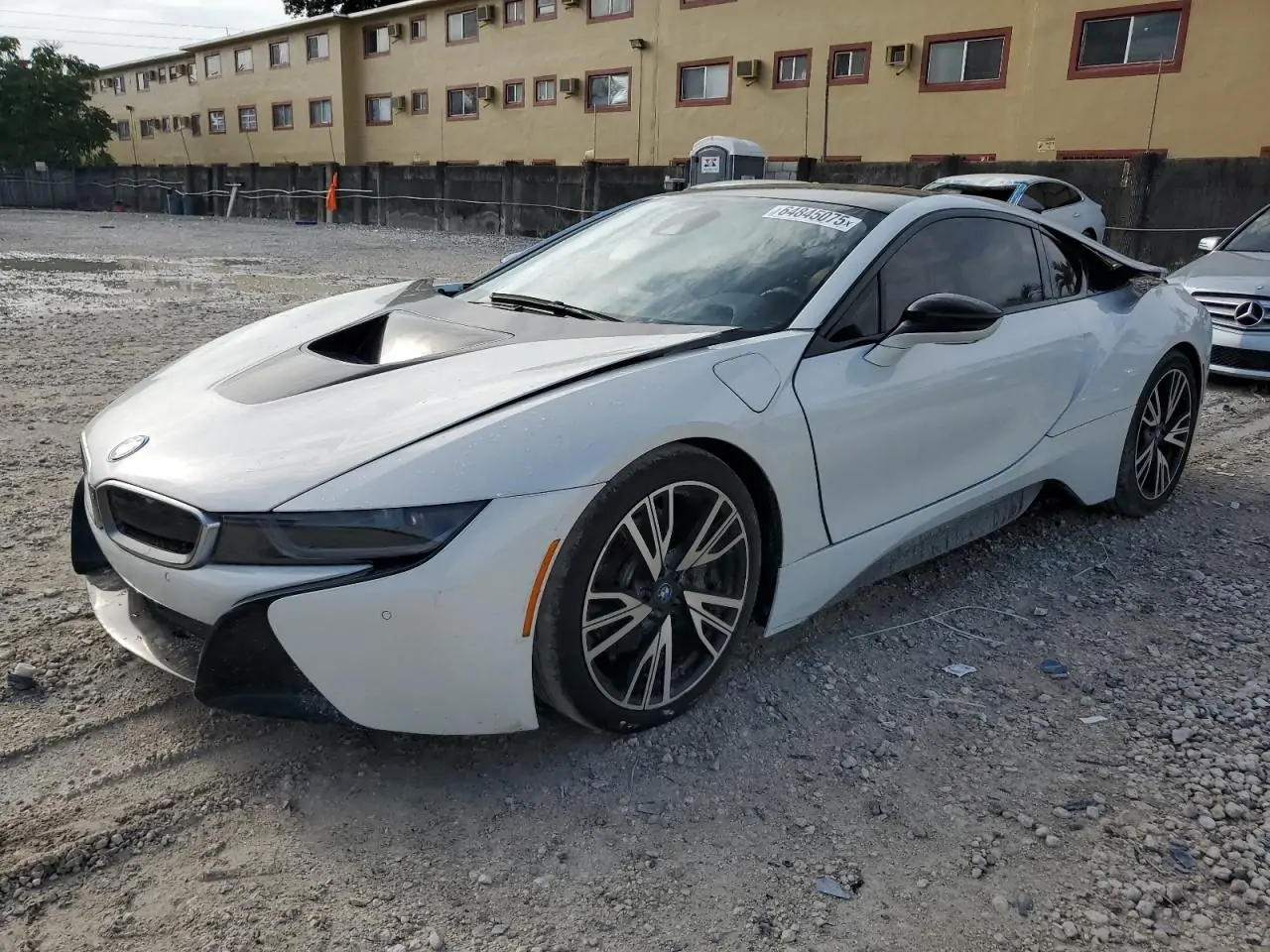 Автомобіль BMW I8 2016 | GrandCar