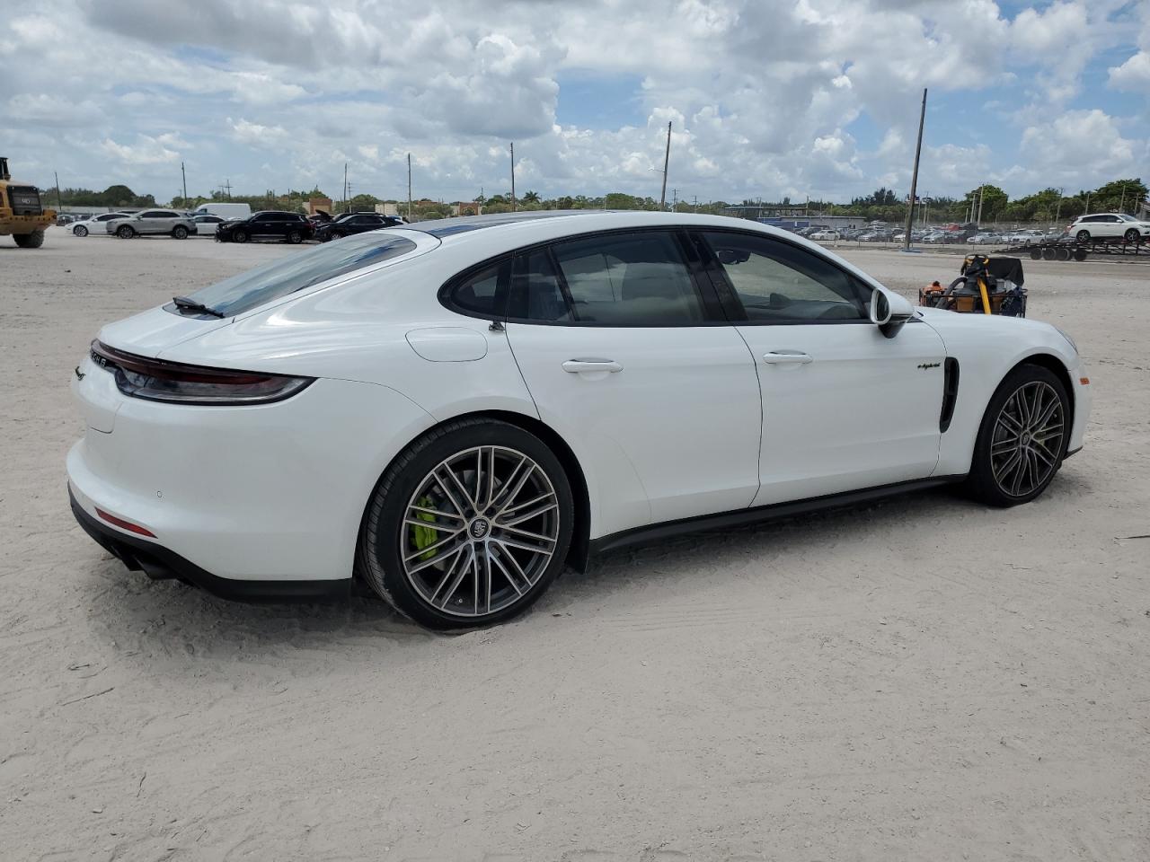 Автомобіль PORSCHE PANAMERA 4S E-HYBRID 2023 | GrandCar Автомобіль PORSCHE PANAMERA 4S E-HYBRID 2023 | GrandCar