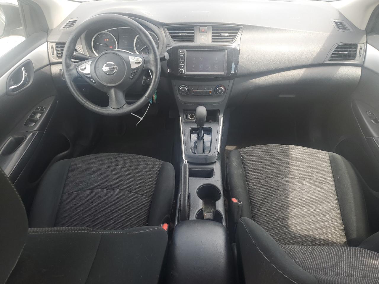 Автомобіль NISSAN SENTRA S 2019 | GrandCar Автомобіль NISSAN SENTRA S 2019 | GrandCar