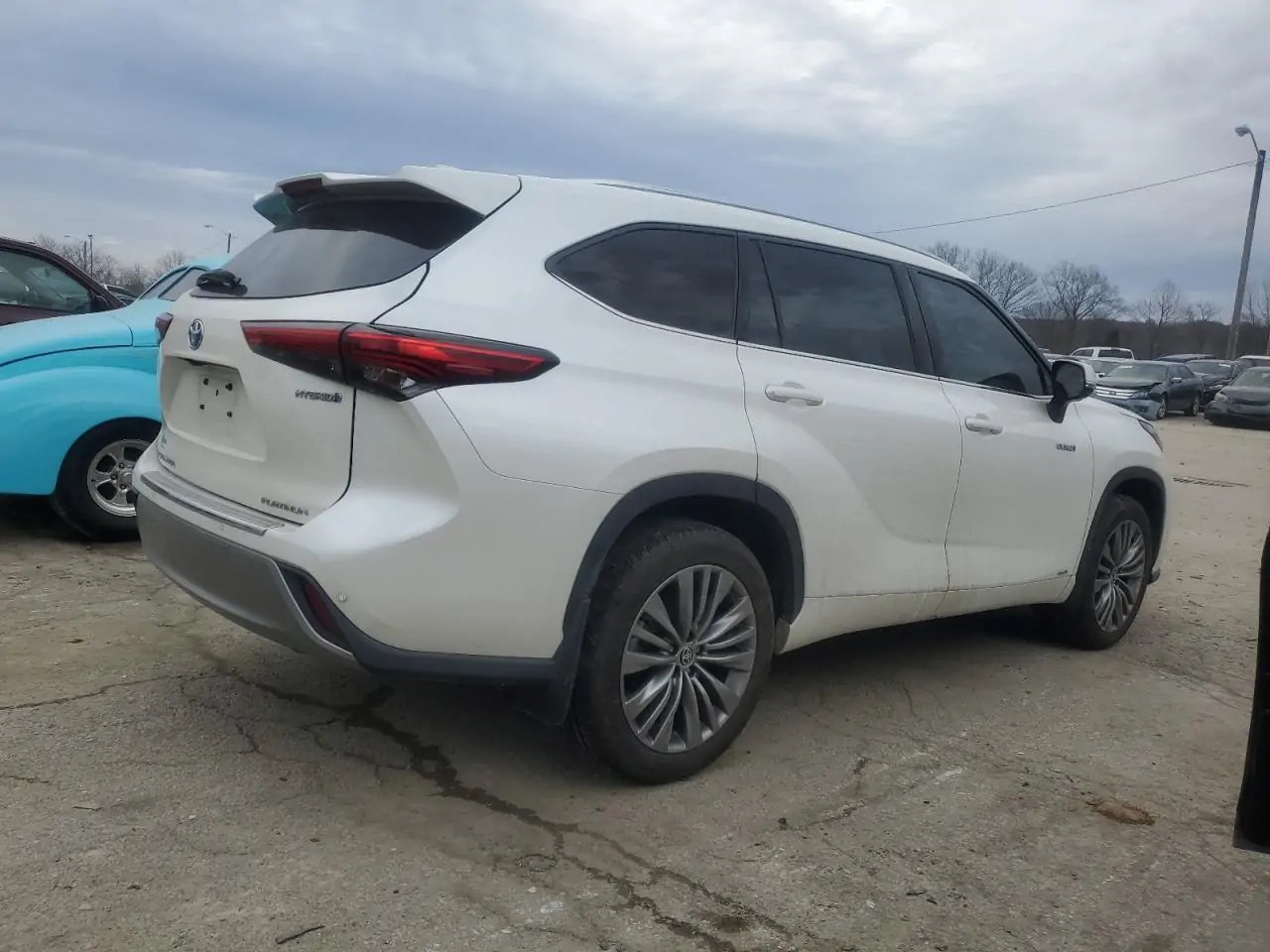 Автомобіль TOYOTA HIGHLANDER HYBRID PLATINUM 2021 | GrandCar Автомобіль TOYOTA HIGHLANDER HYBRID PLATINUM 2021 | GrandCar