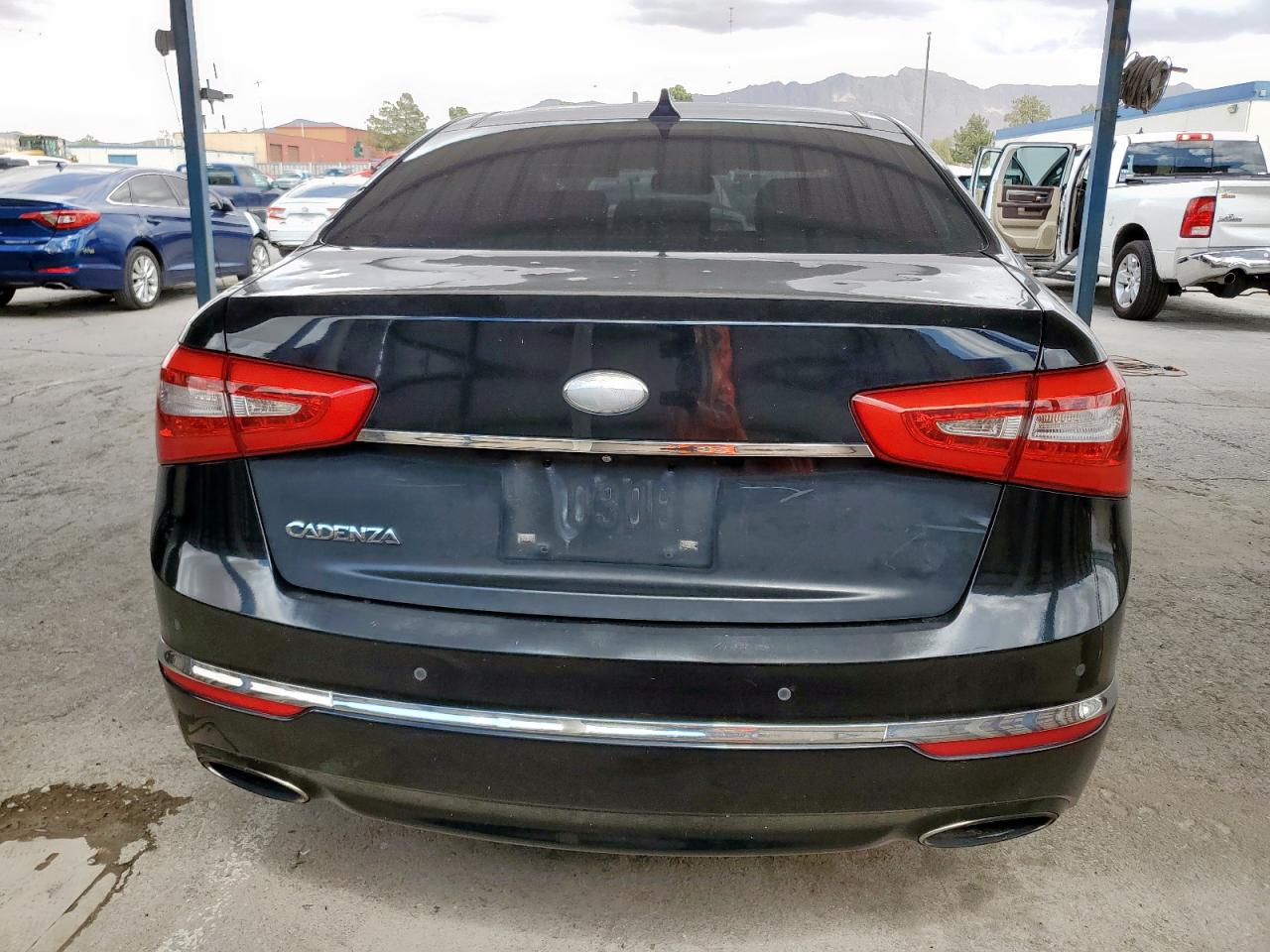 Автомобиль KIA CADENZA PREMIUM 2014 | GrandCar Автомобиль KIA CADENZA PREMIUM 2014 | GrandCar