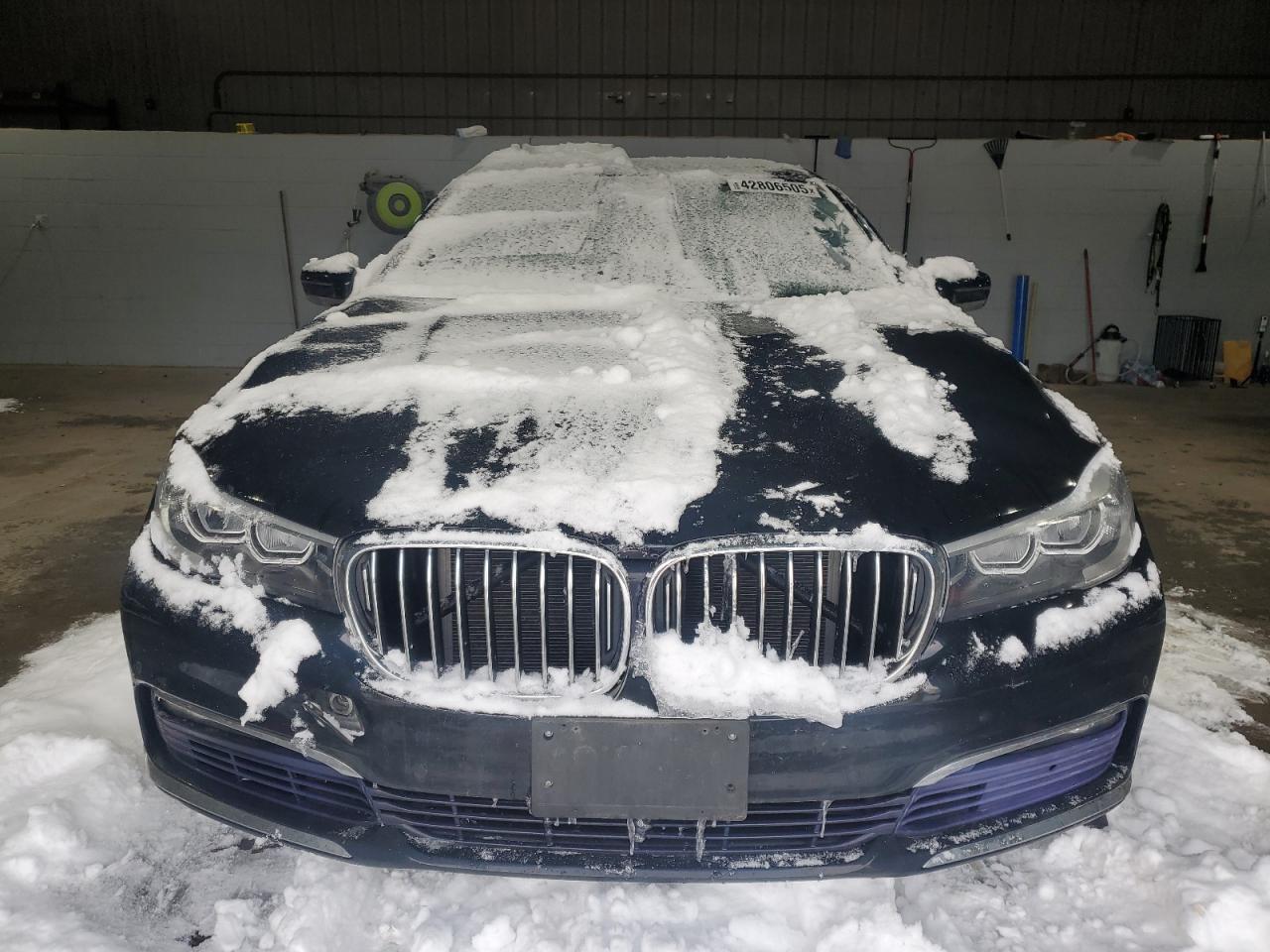 Автомобіль BMW 740 XI 2017 | GrandCar Автомобіль BMW 740 XI 2017 | GrandCar