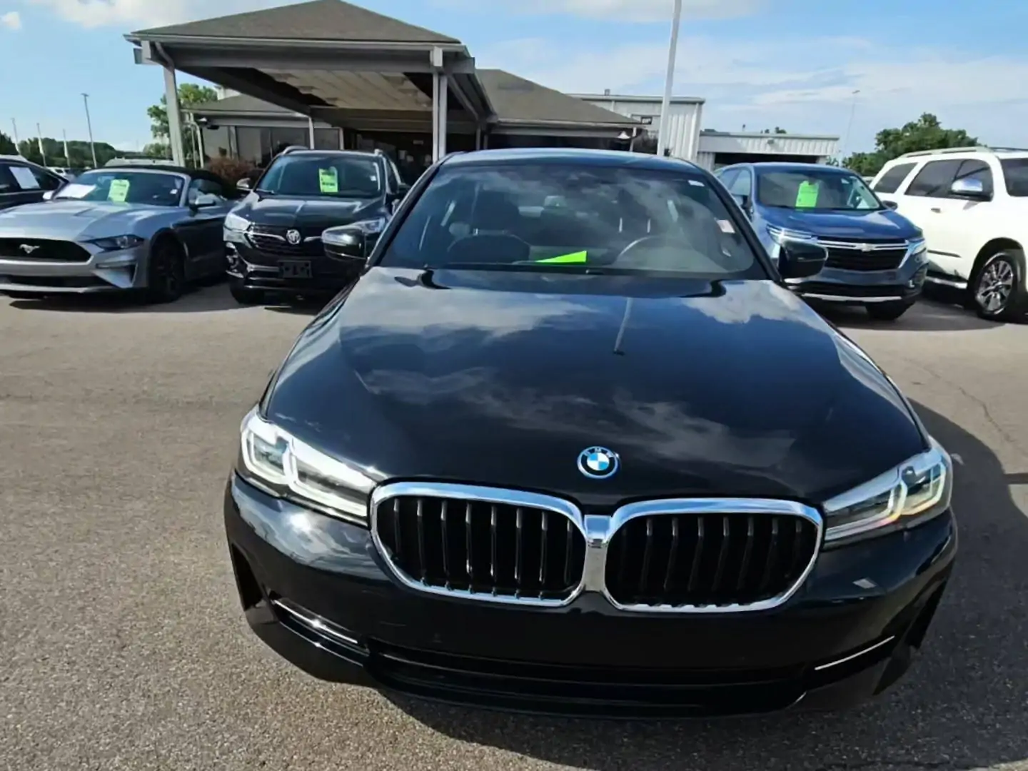 Автомобіль BMW 5 Series Sedan 2023 | GrandCar