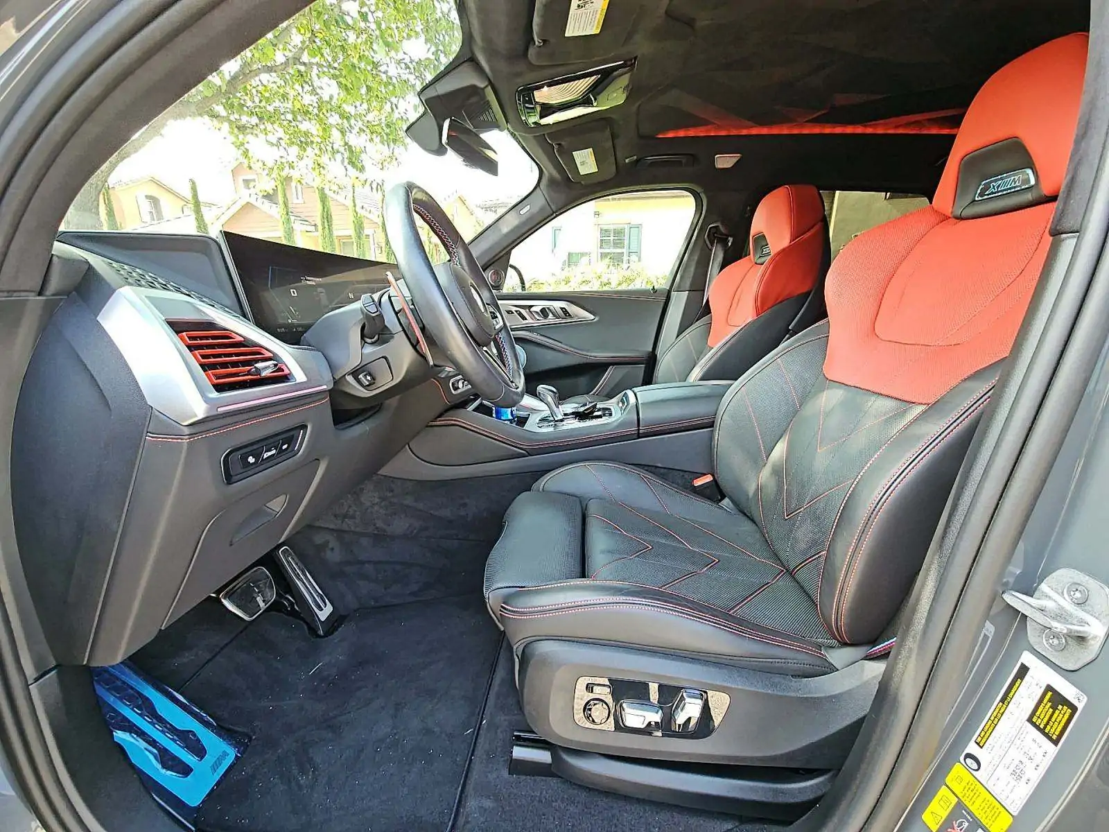 Автомобиль BMW XM Label Red 2024 | GrandCar Автомобиль BMW XM Label Red 2024 | GrandCar