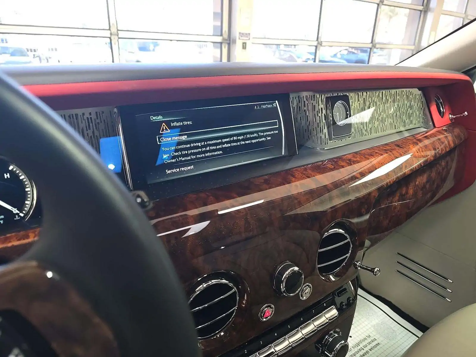 Автомобіль Rolls-Royce Phantom 2019 | GrandCar Автомобіль Rolls-Royce Phantom 2019 | GrandCar