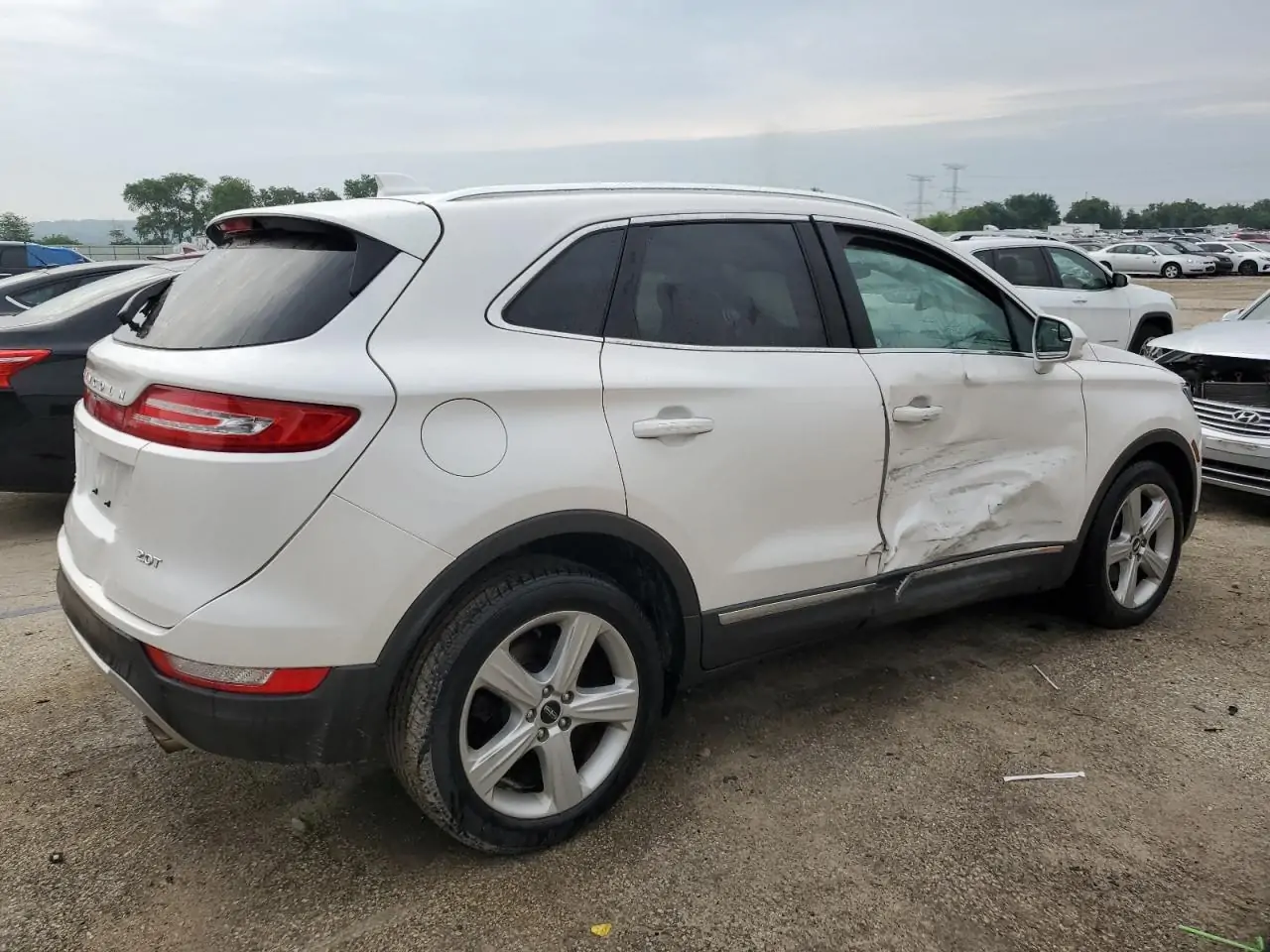Автомобіль LINCOLN MKC PREMIERE 2018 | GrandCar Автомобіль LINCOLN MKC PREMIERE 2018 | GrandCar