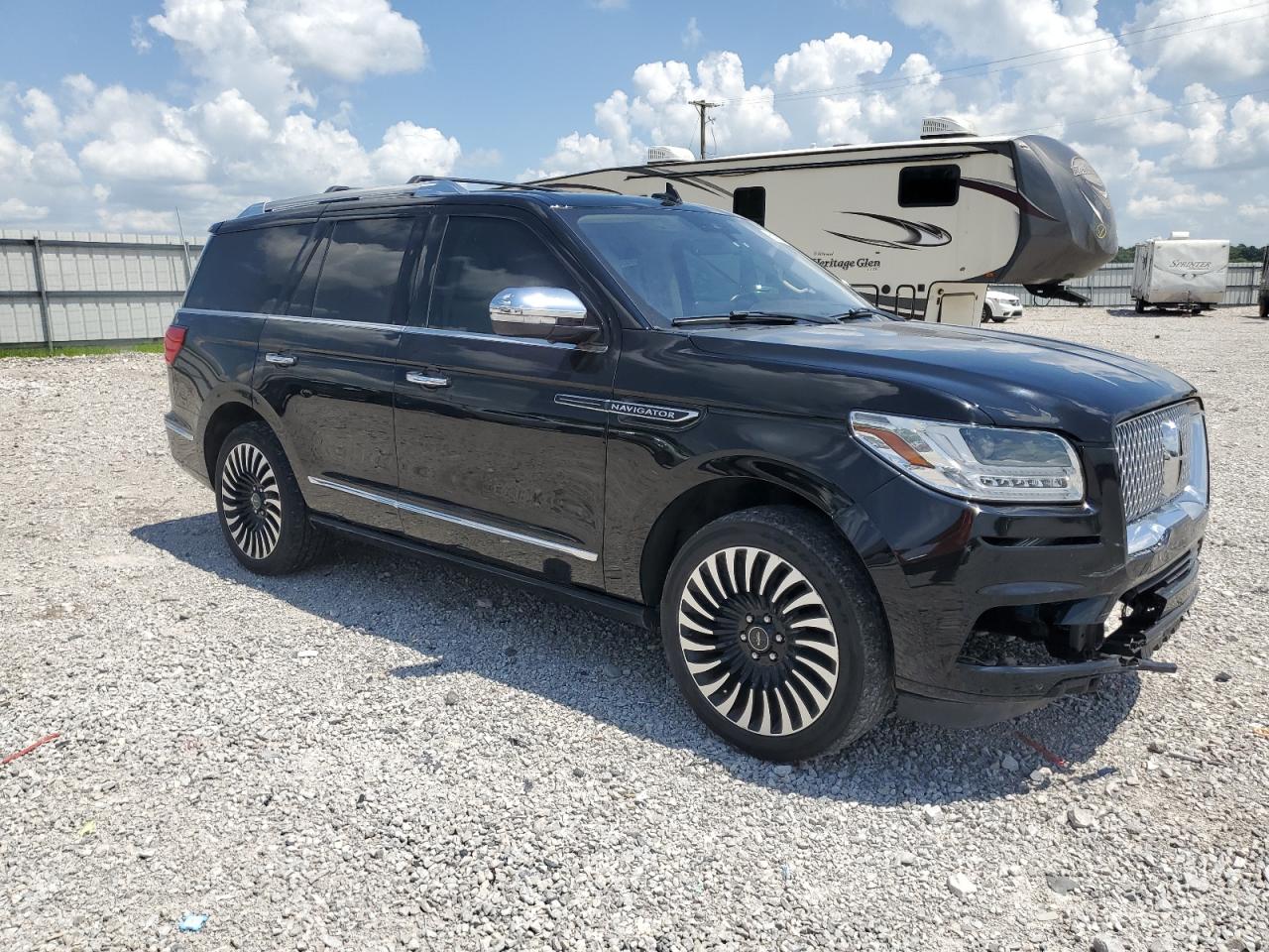 Автомобіль LINCOLN NAVIGATOR BLACK LABEL 2018 | GrandCar Автомобіль LINCOLN NAVIGATOR BLACK LABEL 2018 | GrandCar