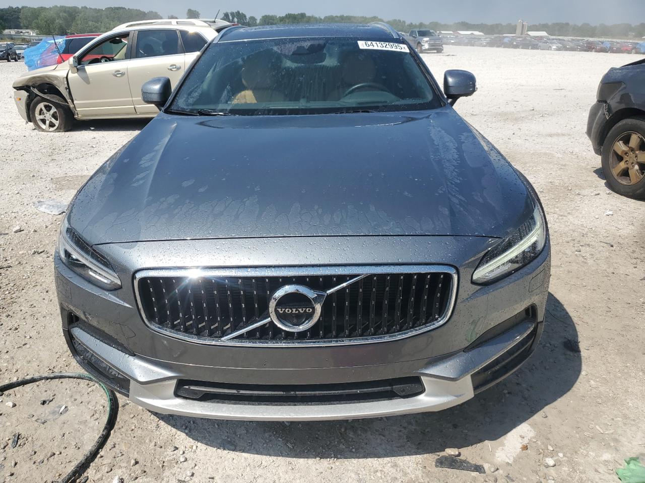 Автомобиль VOLVO V90 CROSS COUNTRY T6 INSCRIPTION 2018 | GrandCar Автомобиль VOLVO V90 CROSS COUNTRY T6 INSCRIPTION 2018 | GrandCar