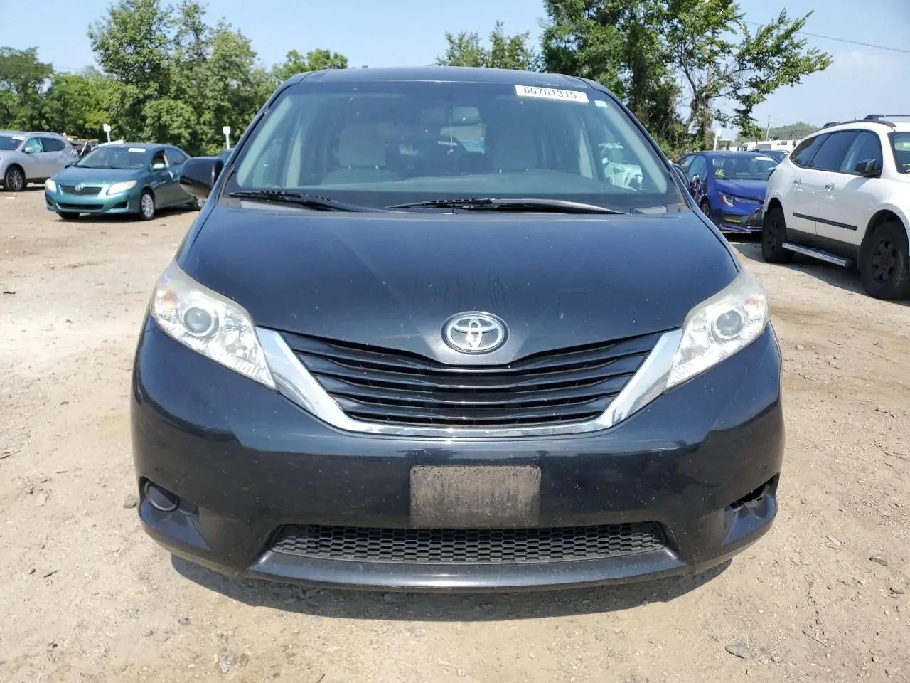 Автомобіль TOYOTA SIENNA LE 2015 | GrandCar Автомобіль TOYOTA SIENNA LE 2015 | GrandCar