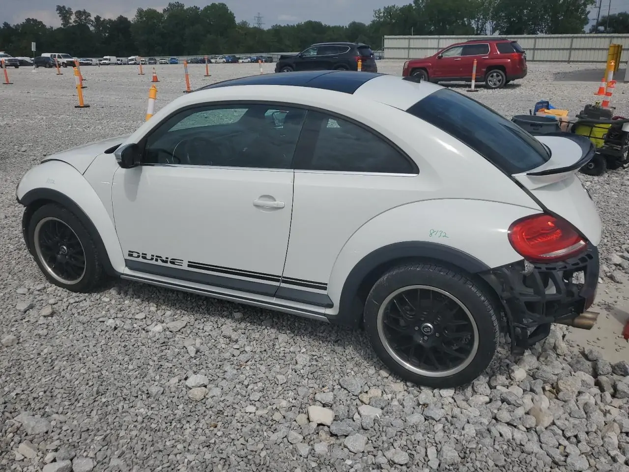 Автомобиль VOLKSWAGEN BEETLE DUNE 2016 | GrandCar Автомобиль VOLKSWAGEN BEETLE DUNE 2016 | GrandCar
