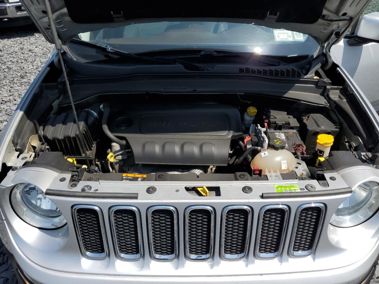 Автомобиль JEEP RENEGADE LIMITED 2016 | GrandCar Автомобиль JEEP RENEGADE LIMITED 2016 | GrandCar