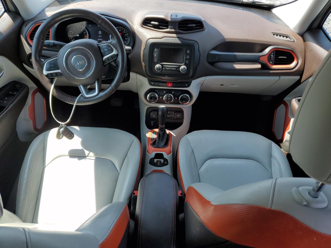 Автомобиль JEEP RENEGADE LIMITED 2016 | GrandCar Автомобиль JEEP RENEGADE LIMITED 2016 | GrandCar