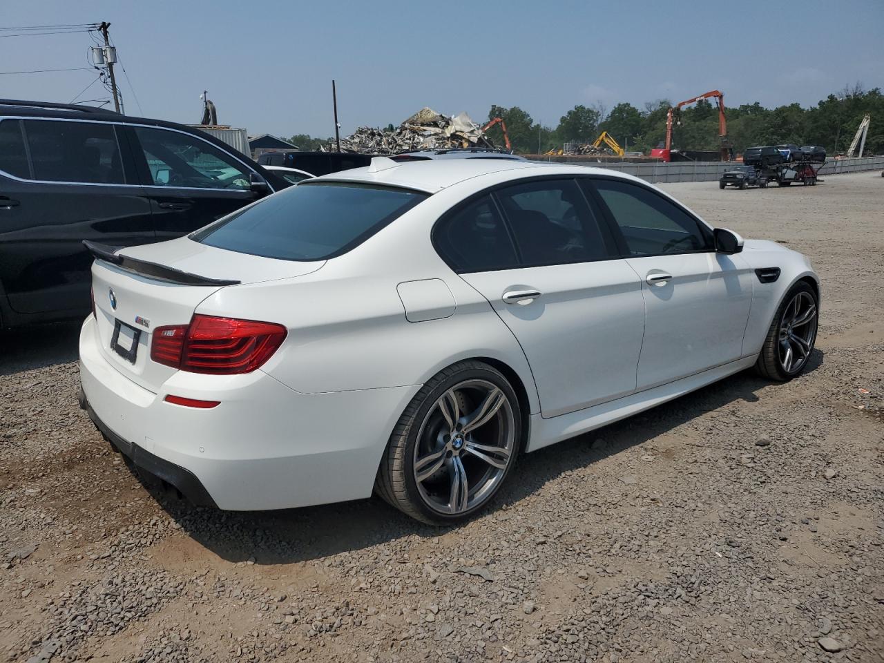 Автомобіль BMW M5 2015 | GrandCar Автомобіль BMW M5 2015 | GrandCar