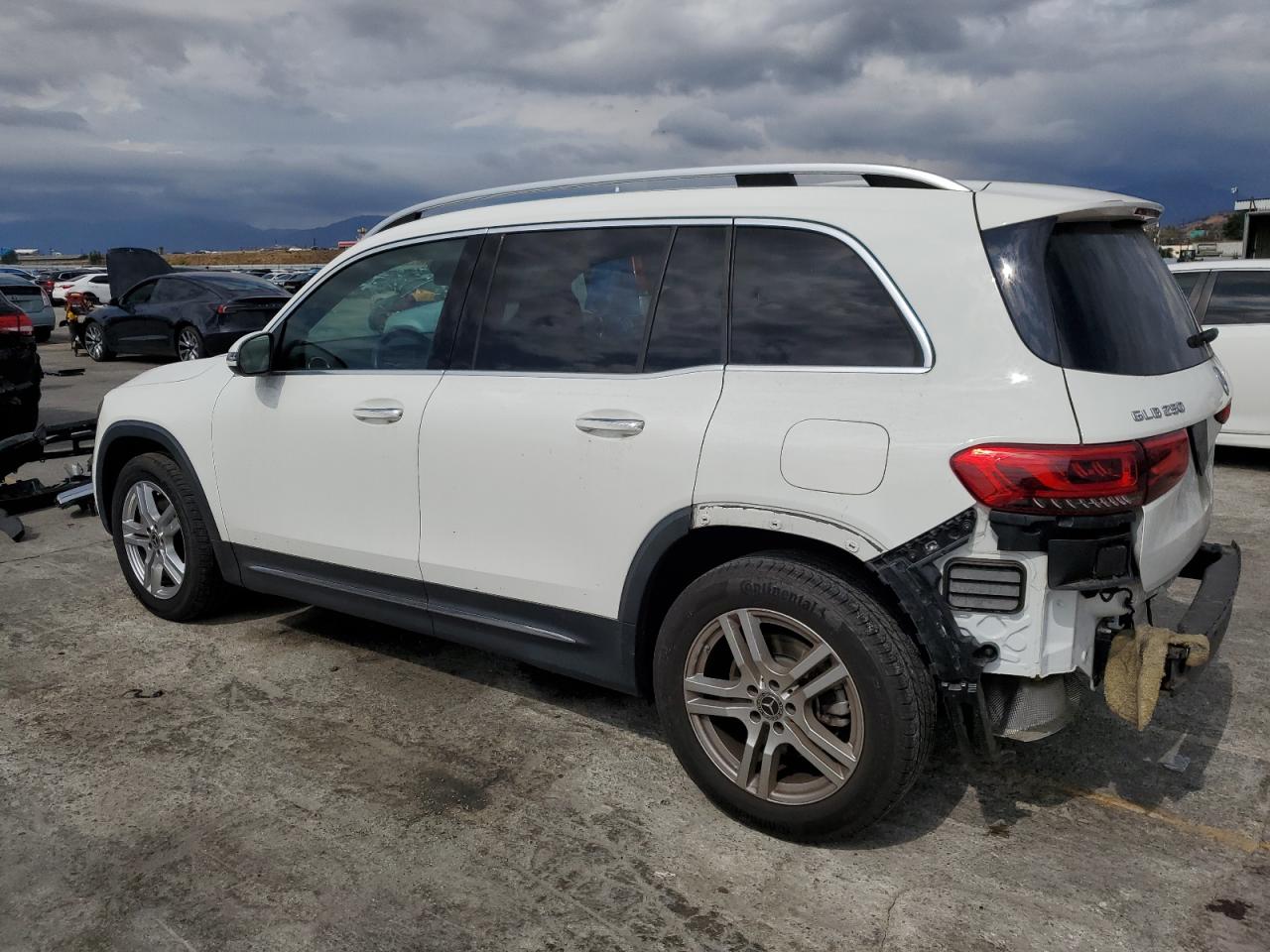 Автомобиль MERCEDES-BENZ GLB 250 2020 | GrandCar Автомобиль MERCEDES-BENZ GLB 250 2020 | GrandCar