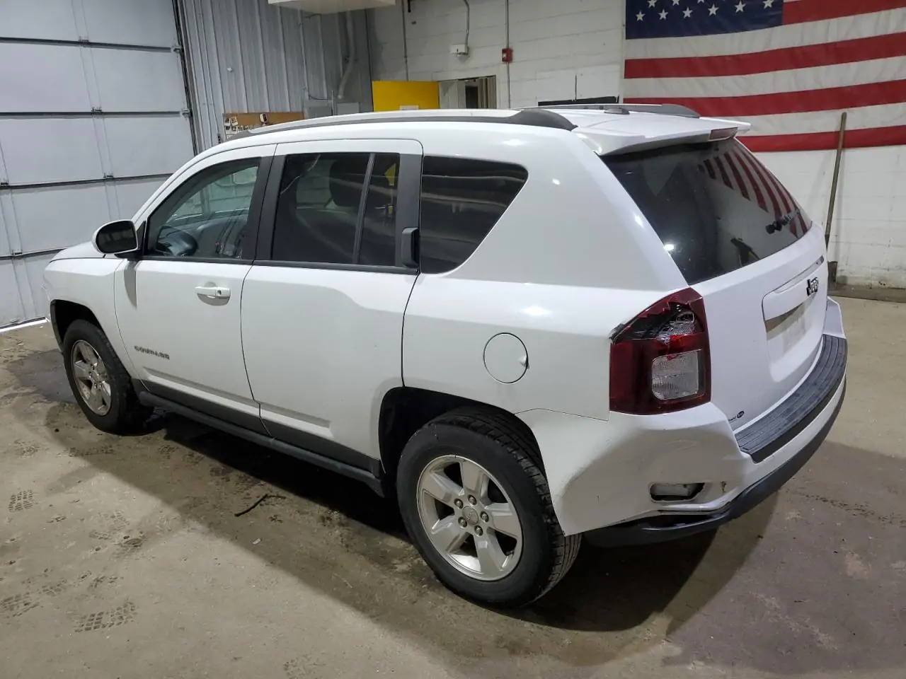 Автомобіль JEEP COMPASS LATITUDE 2016 | GrandCar Автомобіль JEEP COMPASS LATITUDE 2016 | GrandCar