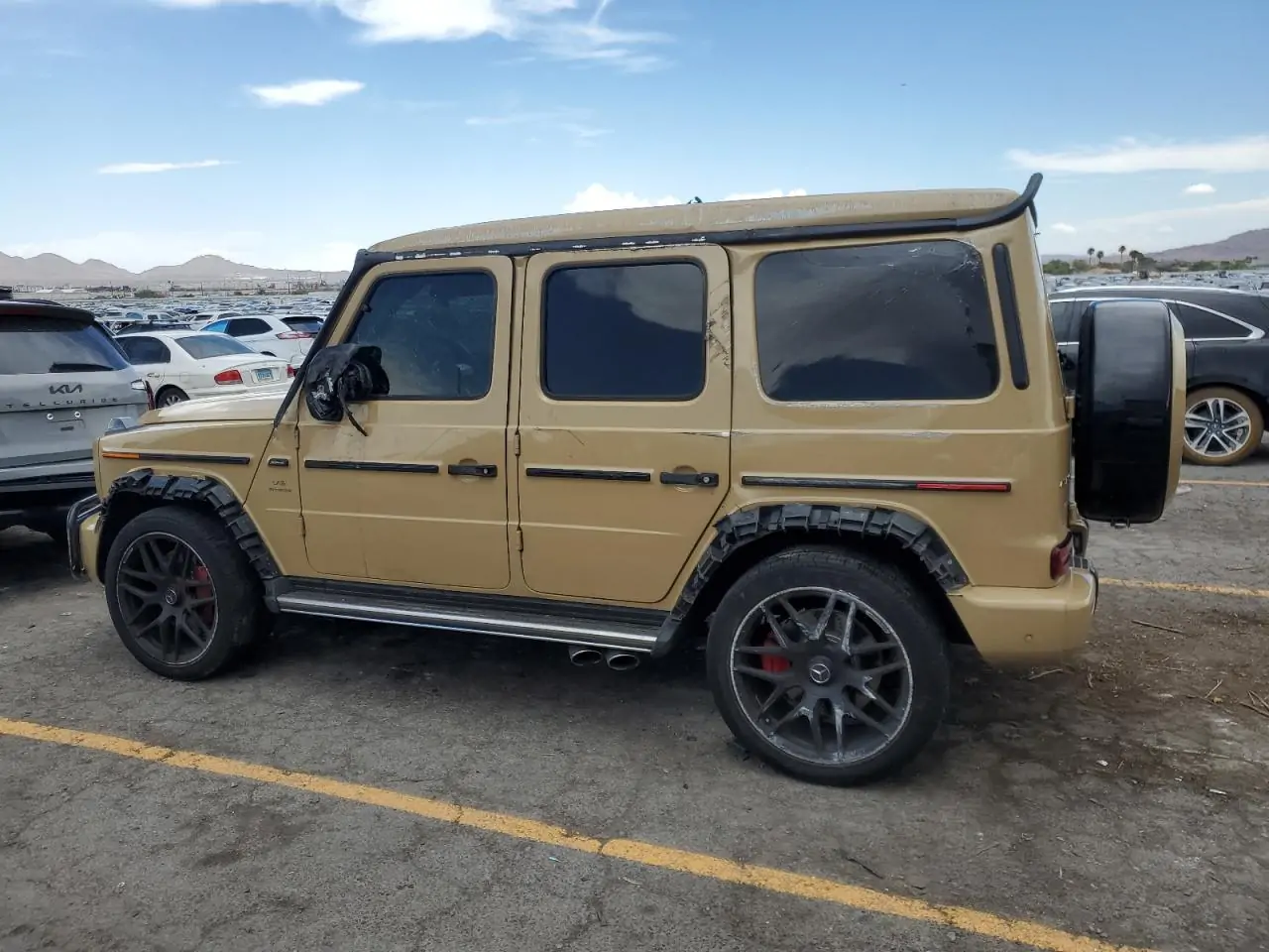 Автомобіль MERCEDES-BENZ G 63 AMG 2023 | GrandCar Автомобіль MERCEDES-BENZ G 63 AMG 2023 | GrandCar