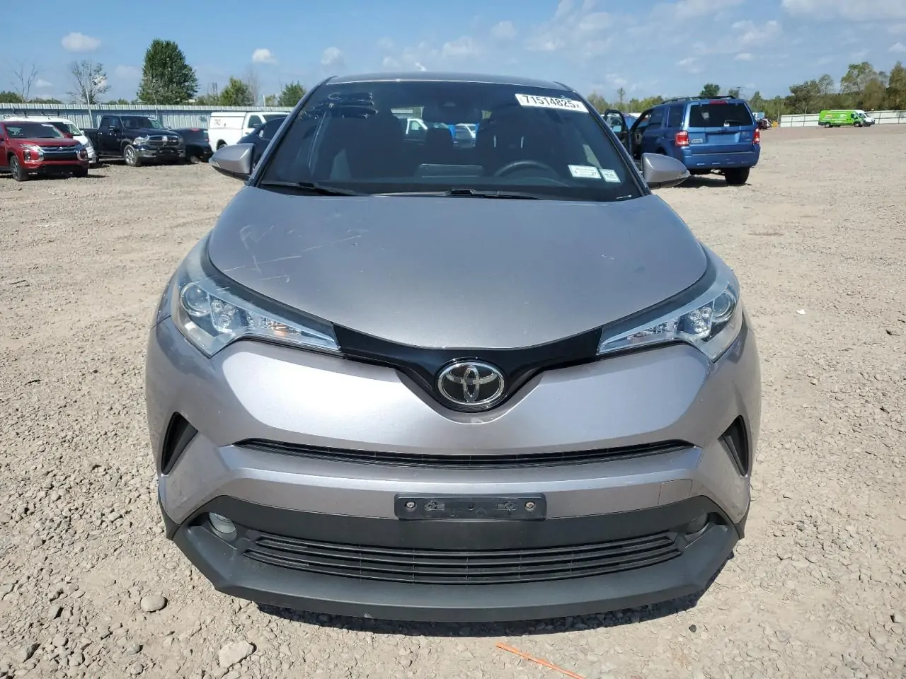 Автомобиль TOYOTA C-HR XLE 2018 | GrandCar Автомобиль TOYOTA C-HR XLE 2018 | GrandCar