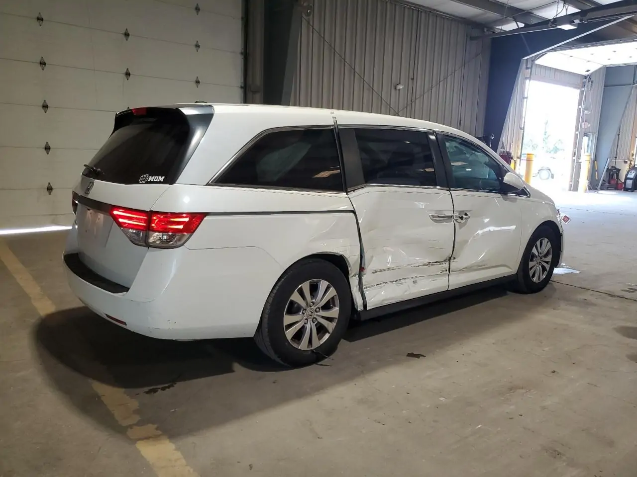 Автомобиль HONDA ODYSSEY EXL 2017 | GrandCar Автомобиль HONDA ODYSSEY EXL 2017 | GrandCar