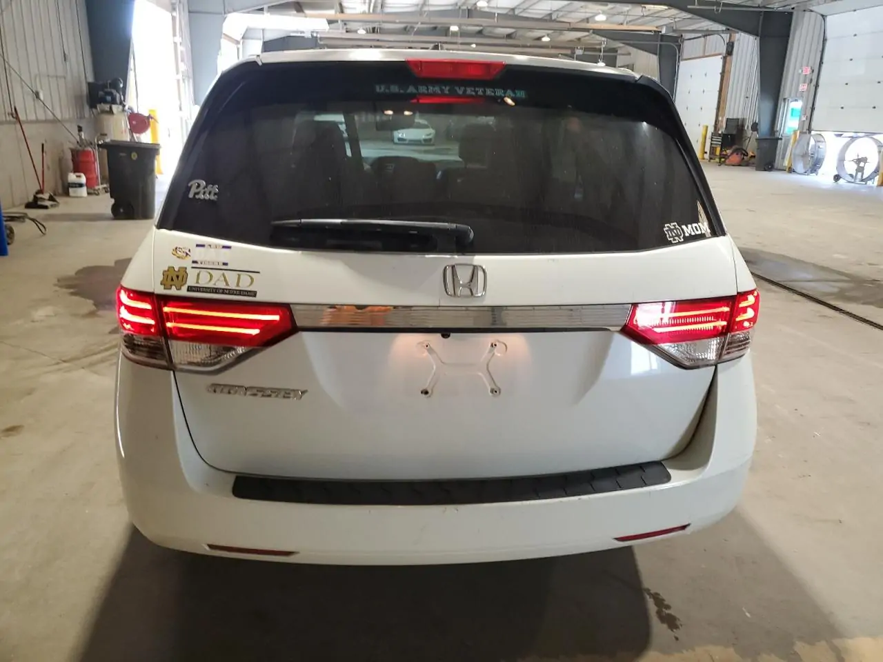 Автомобиль HONDA ODYSSEY EXL 2017 | GrandCar Автомобиль HONDA ODYSSEY EXL 2017 | GrandCar
