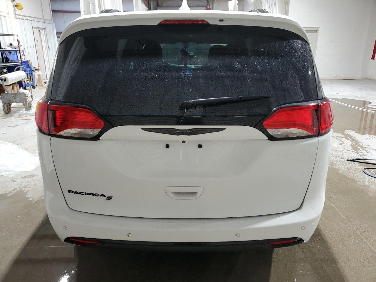 Автомобиль CHRYSLER PACIFICA TOURING PLUS 2019 | GrandCar Автомобиль CHRYSLER PACIFICA TOURING PLUS 2019 | GrandCar